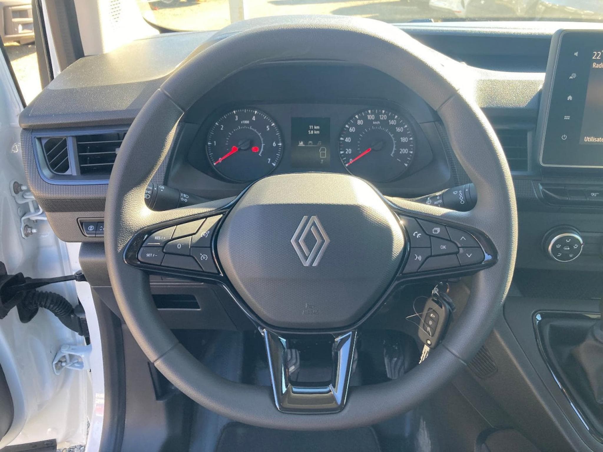 Renault Kangoo 1.5 dCi 95 Double Cabine L2 (2025) - Foto 15