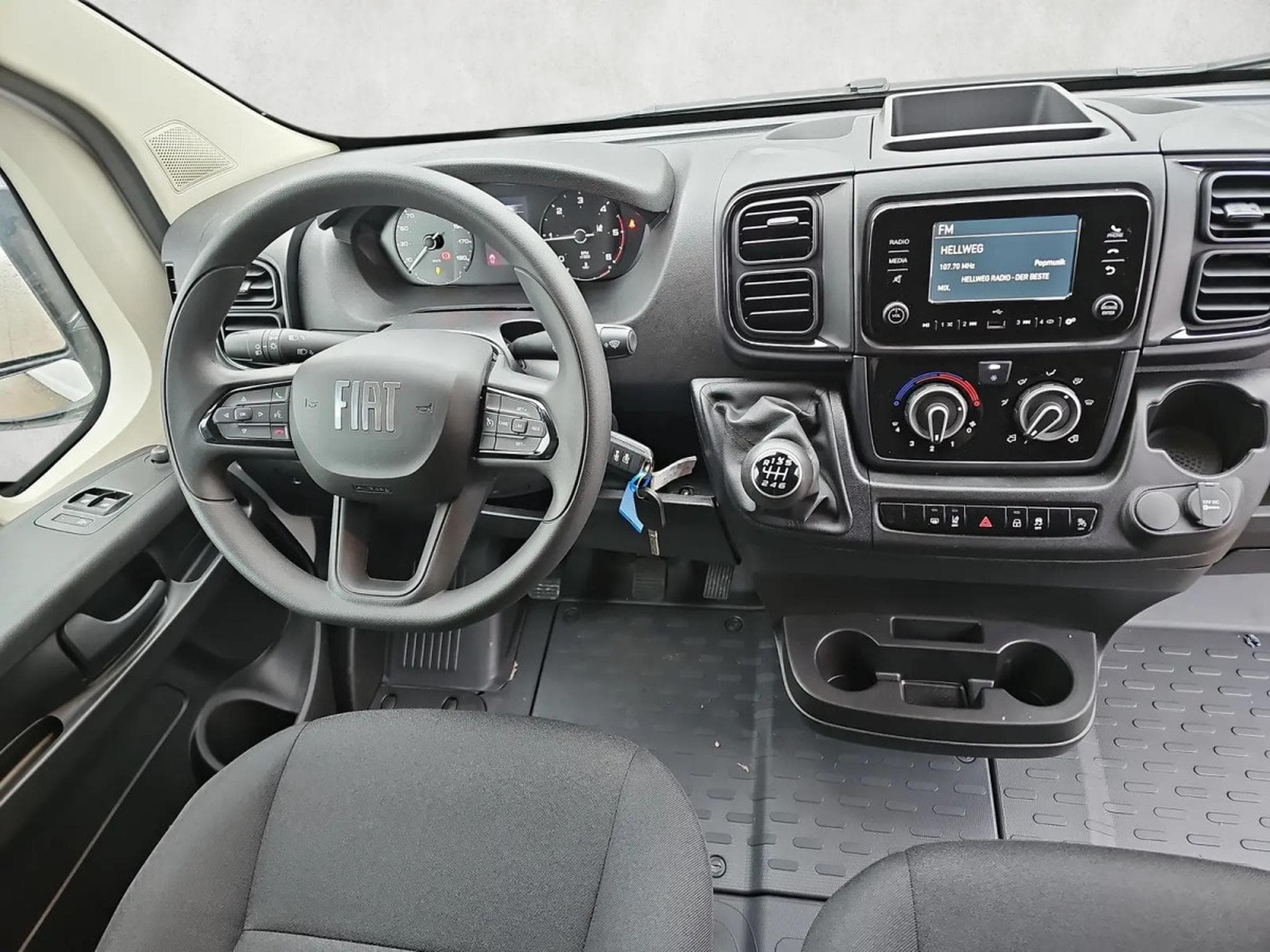 Fiat Ducato 2.2 Mjet 180 L4H3 (2026) - Foto 8