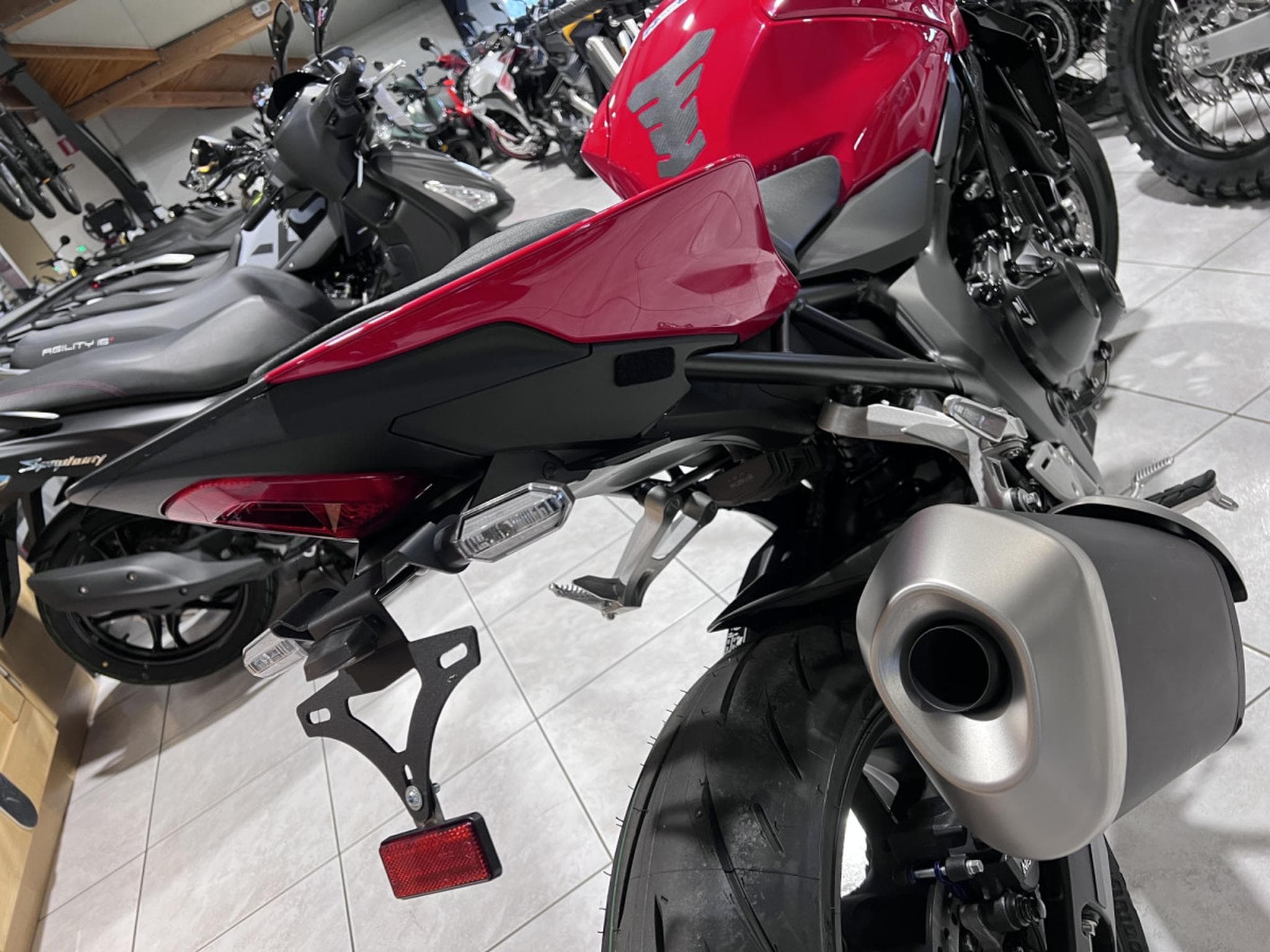 Honda CB 1000 HORNET (2026) - Foto 5