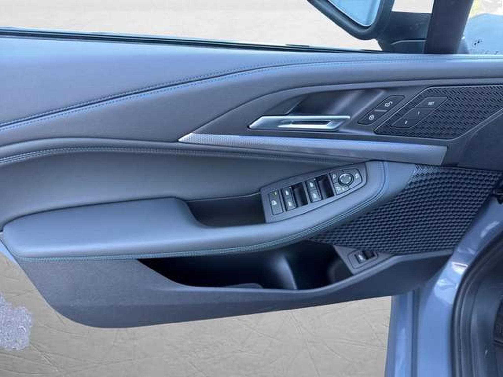 BMW 220 Active Tourer 220 i M Sport/elektr. Sitze/Innova (2024) - Photo 26