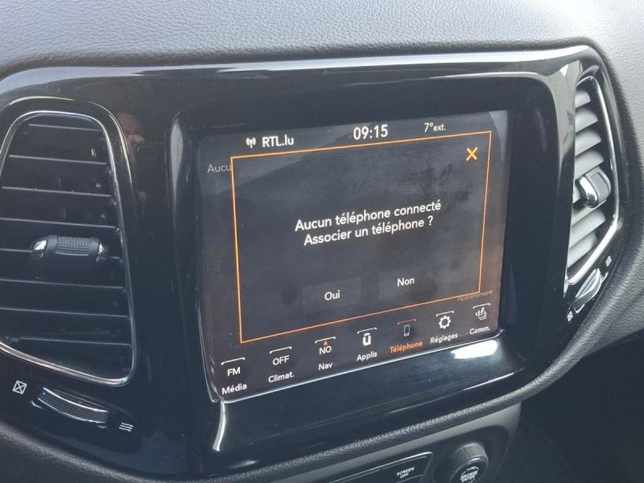 JEEP Compass 1.4 MultiAir II 140ch Longitude Business 4x2 Euro6d-T (2018) - Photo 6