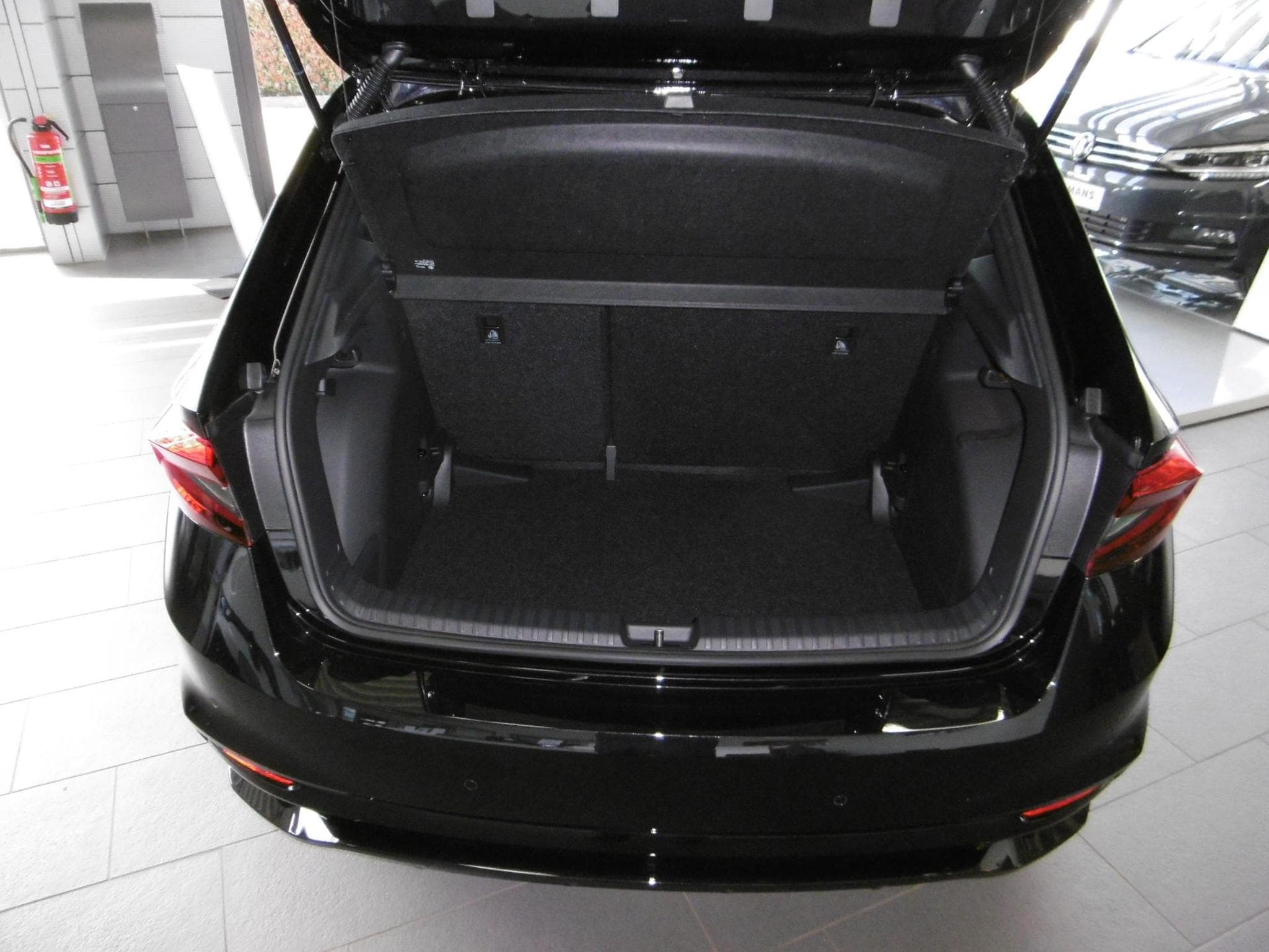 Skoda Fabia Monte Carlo 1.0 (2026) - Photo 7