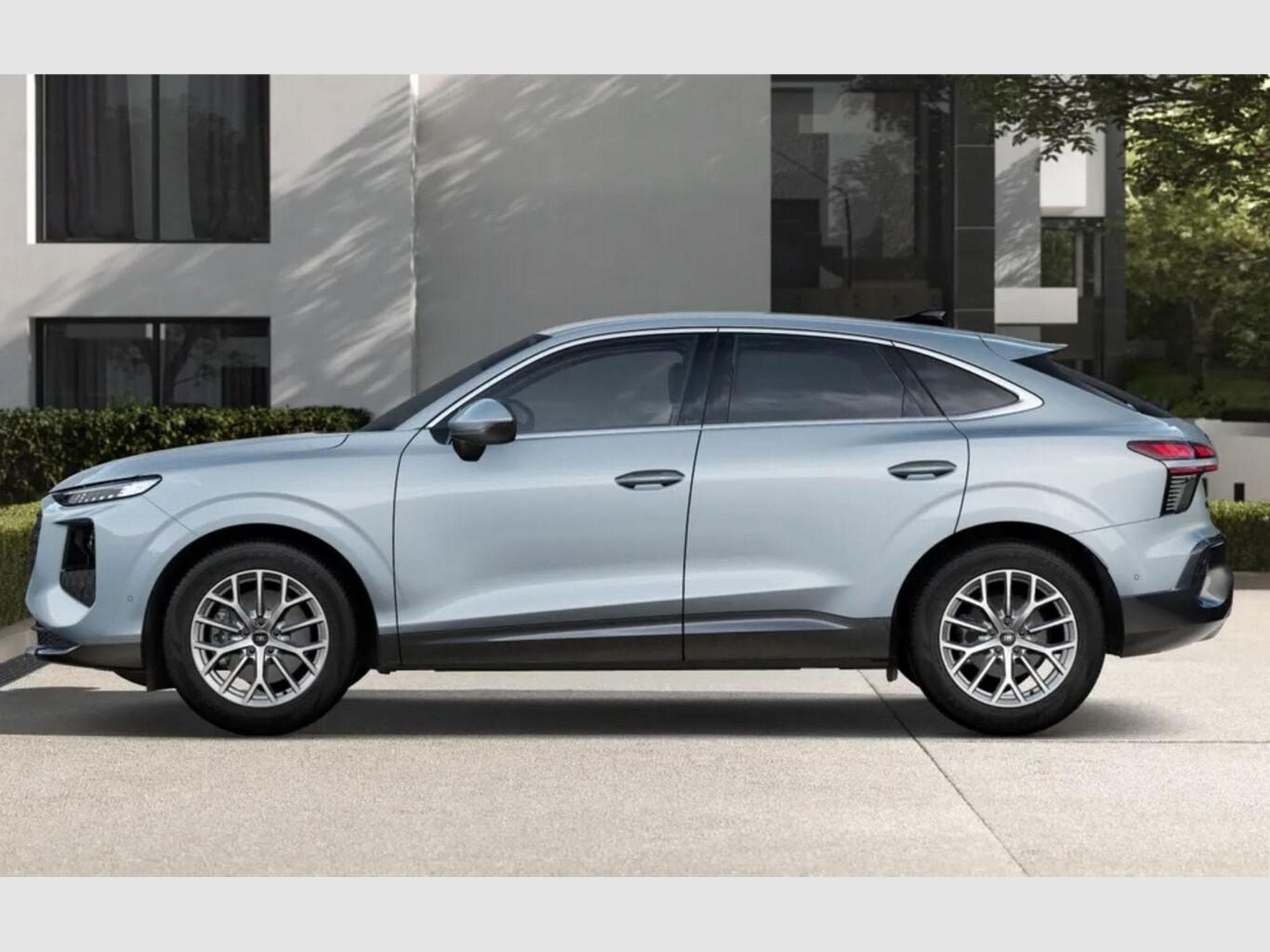 Audi Q3 Sportback Sportb neuMod (2026) - Photo 2