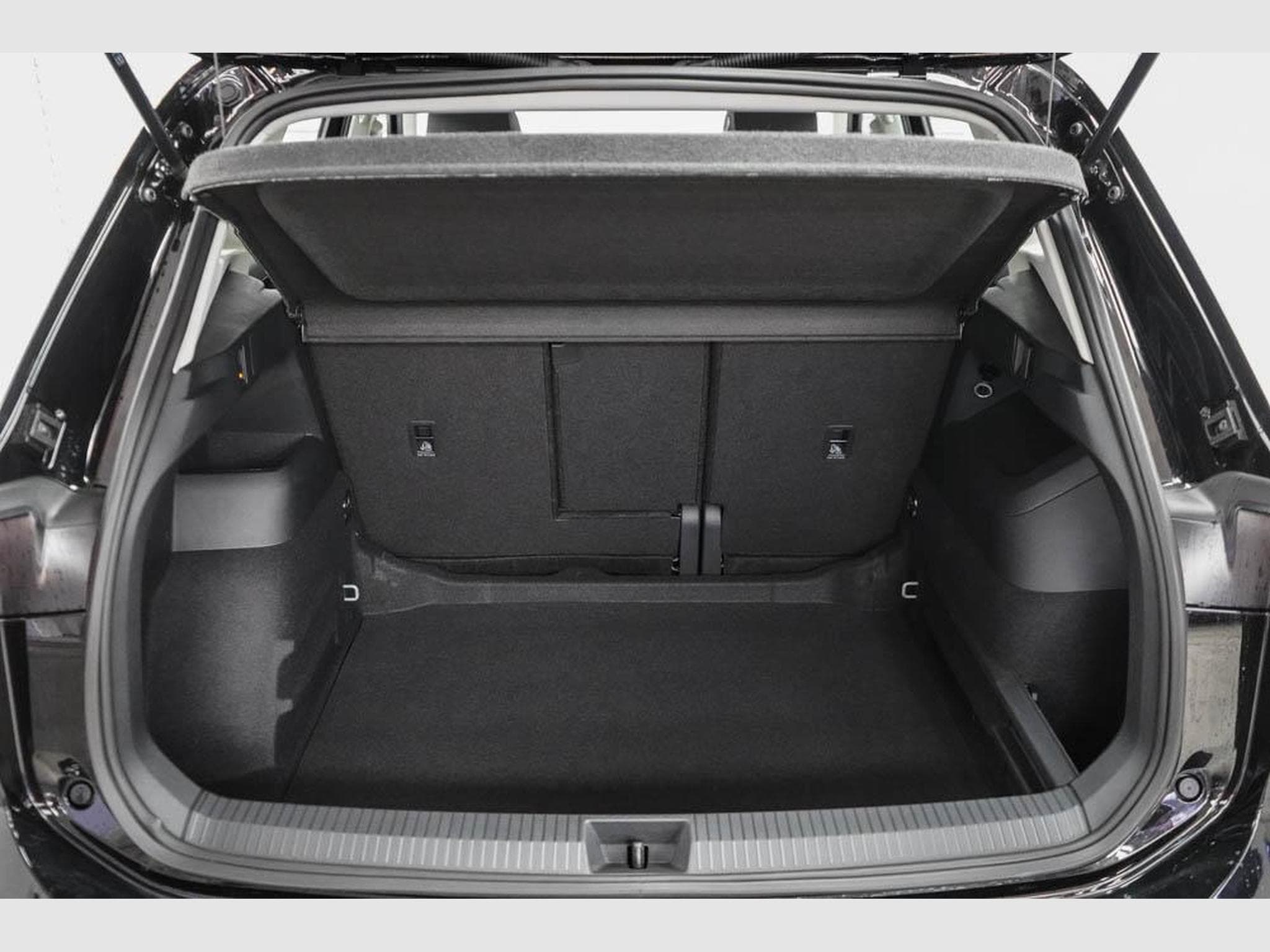 VW Tiguan 1,5 eTSI DSG (2026) - Photo 19