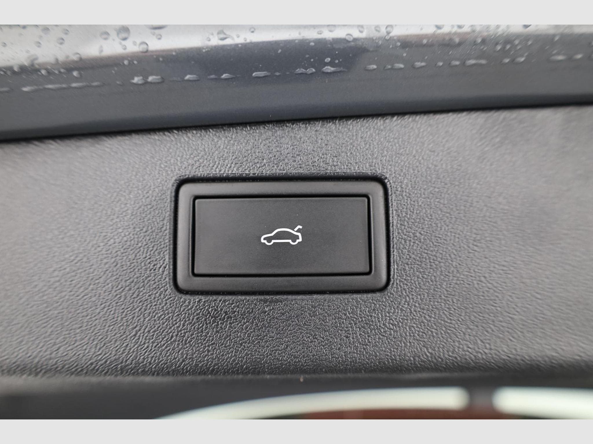 VW Tiguan 1.5 TSI eHybrid 150 kW Life (2025) - Photo 14