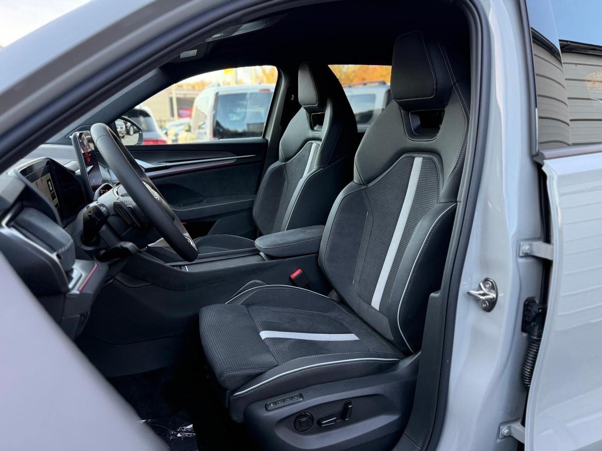 Skoda Kodiaq Sportline (2025) - Photo 8