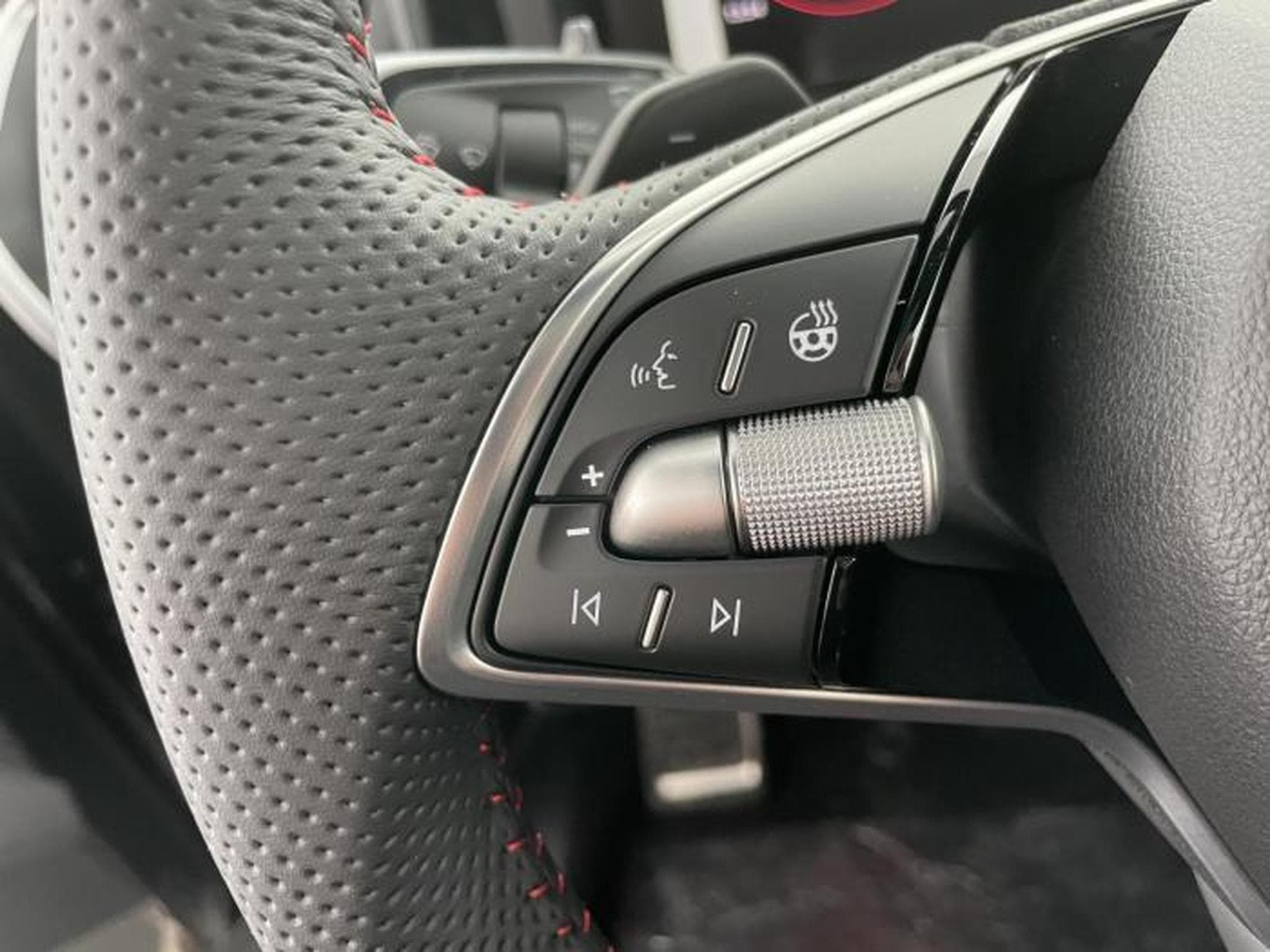 Skoda Kodiaq RS 2.0 TSI (2026) - Photo 21