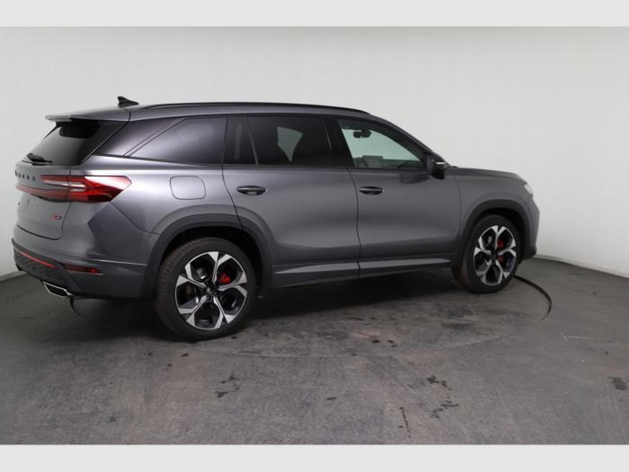 Skoda Kodiaq RS 2.0 TSI (2026) - Photo 8