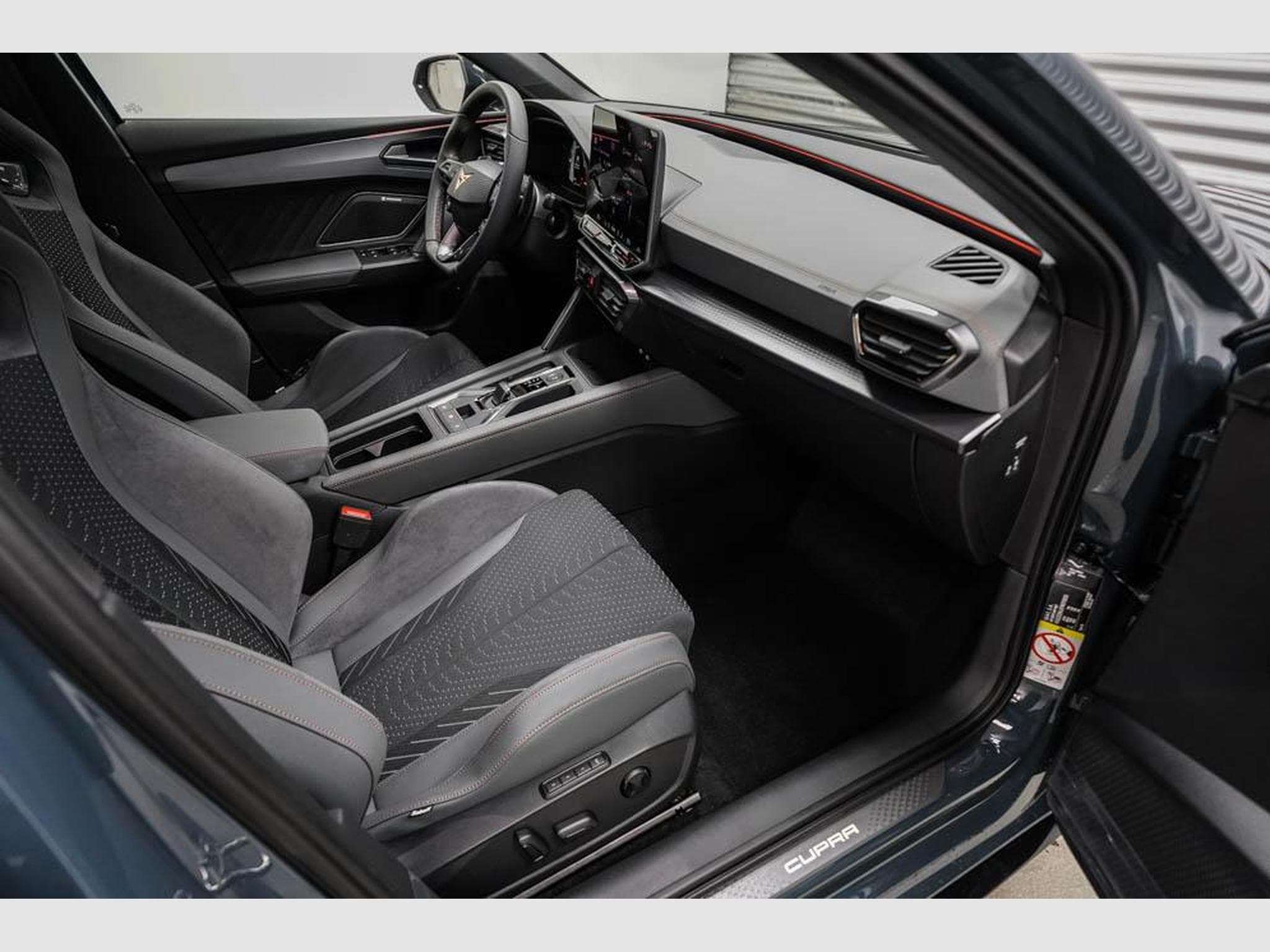 Cupra Leon ST 2,0 TSI (2026) - Foto 21