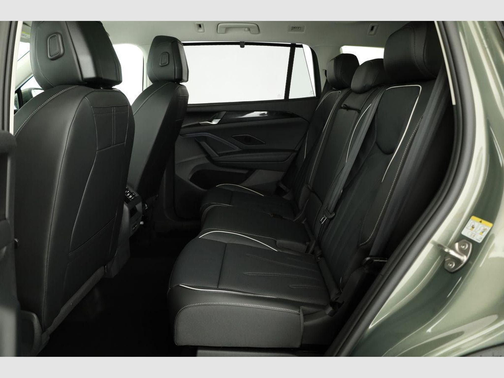 VW Tayron 1.5 TSI eHybrid 150 kW Life (2026) - Photo 11