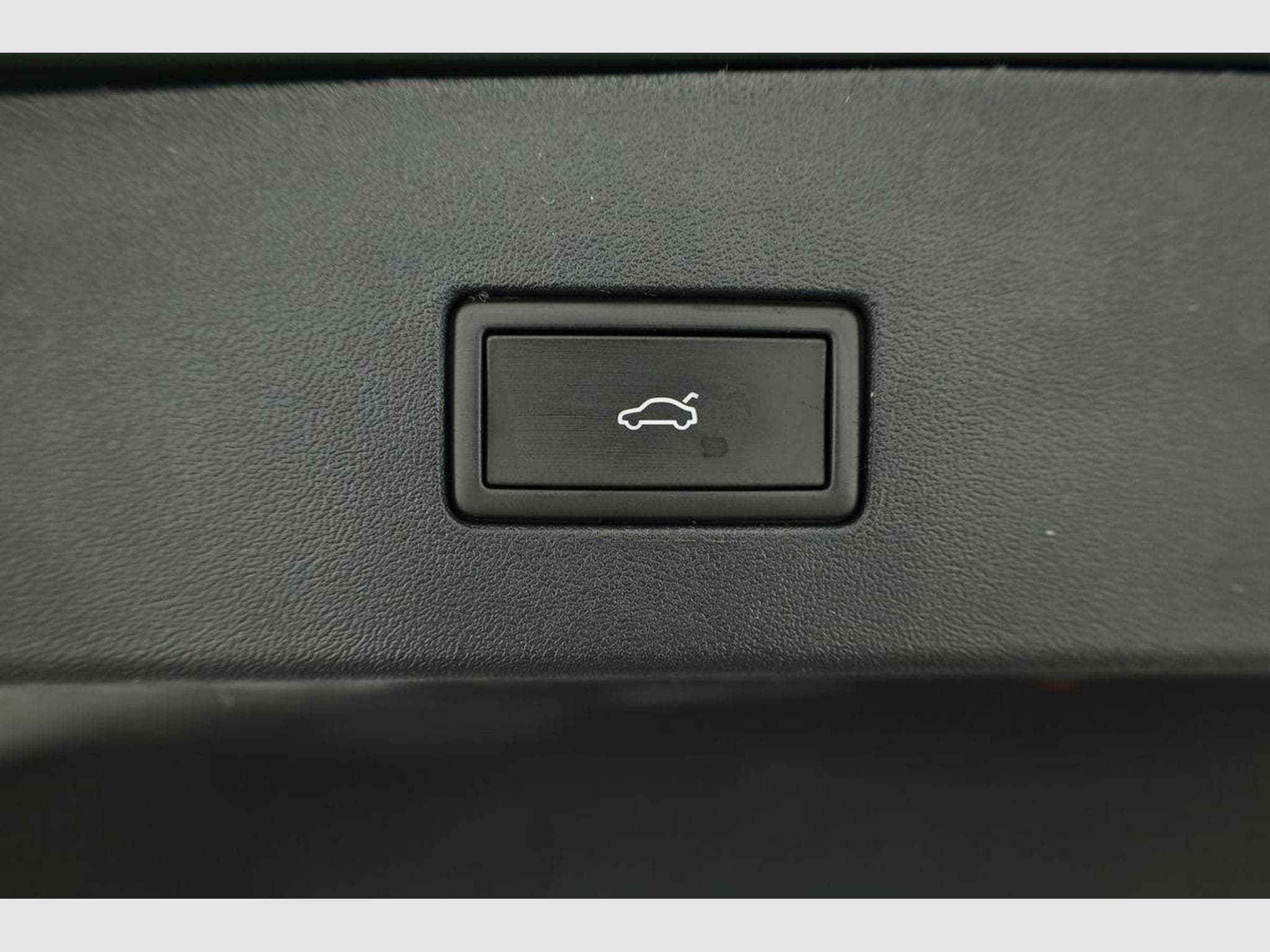 VW Tayron 1.5 TSI eHybrid 150 kW Life (2026) - Photo 13