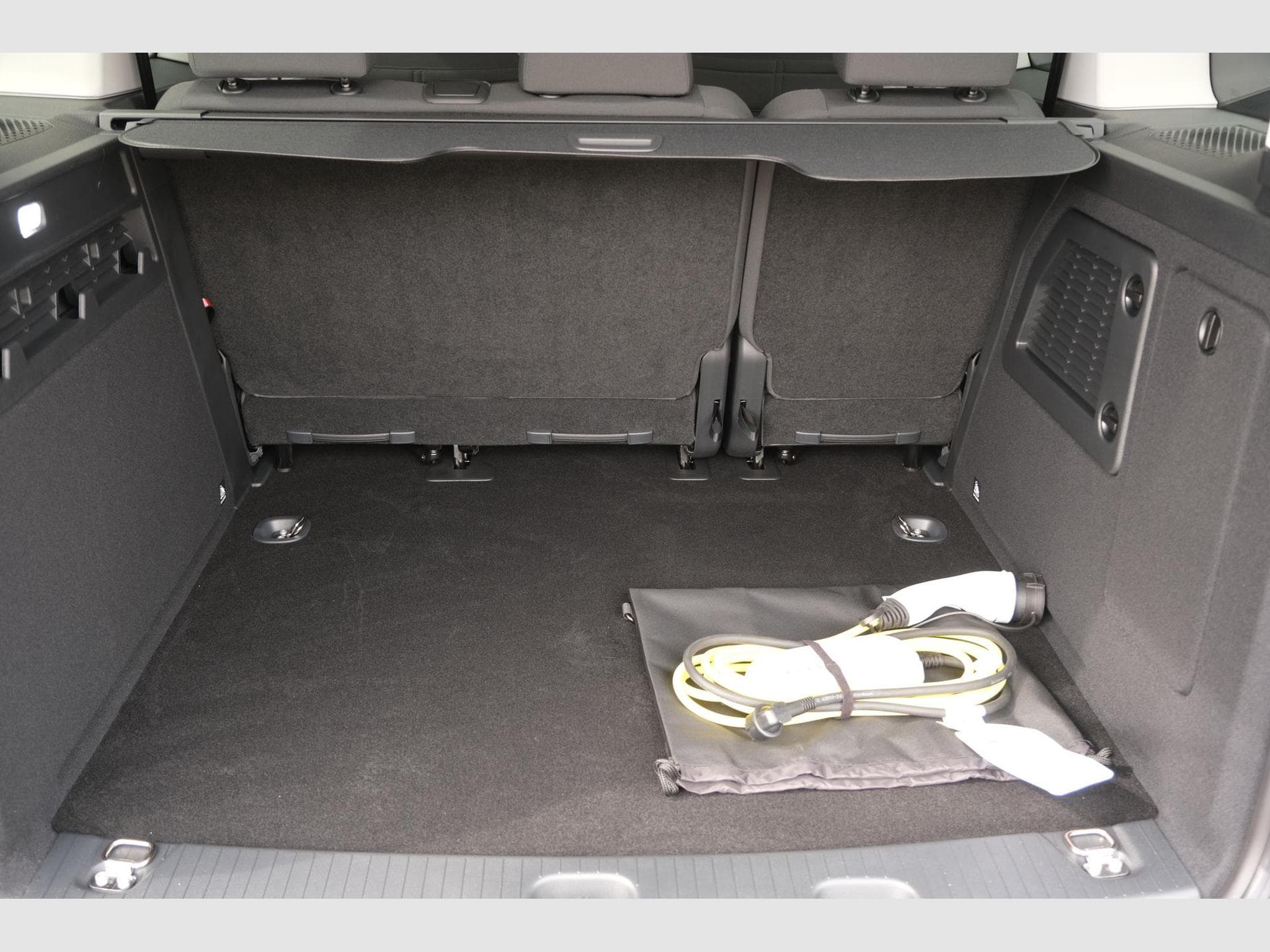 VW Caddy 1.5 eHybrid DSG (2026) - Photo 13