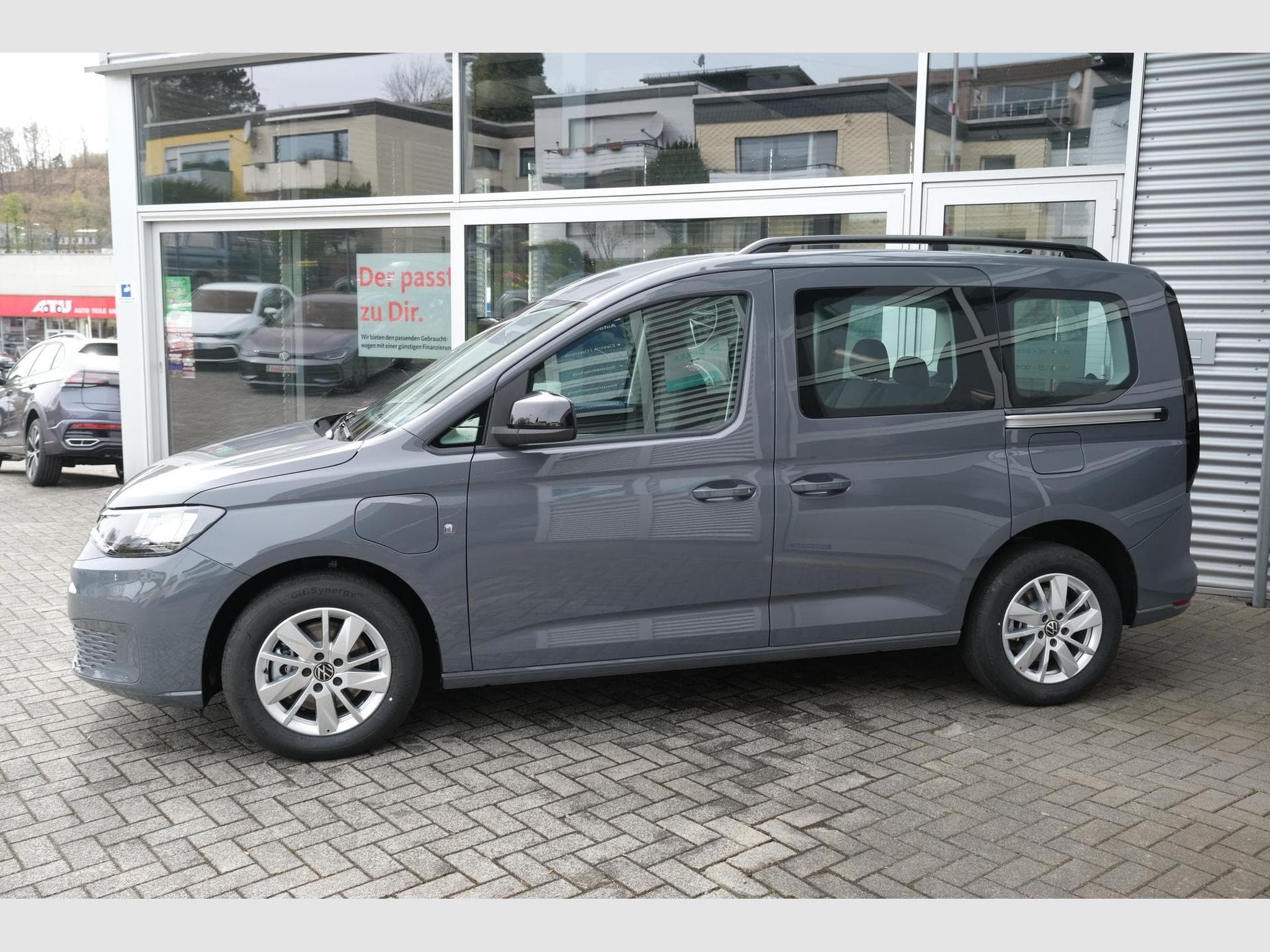 VW Caddy 1.5 eHybrid DSG (2026) - Photo 17