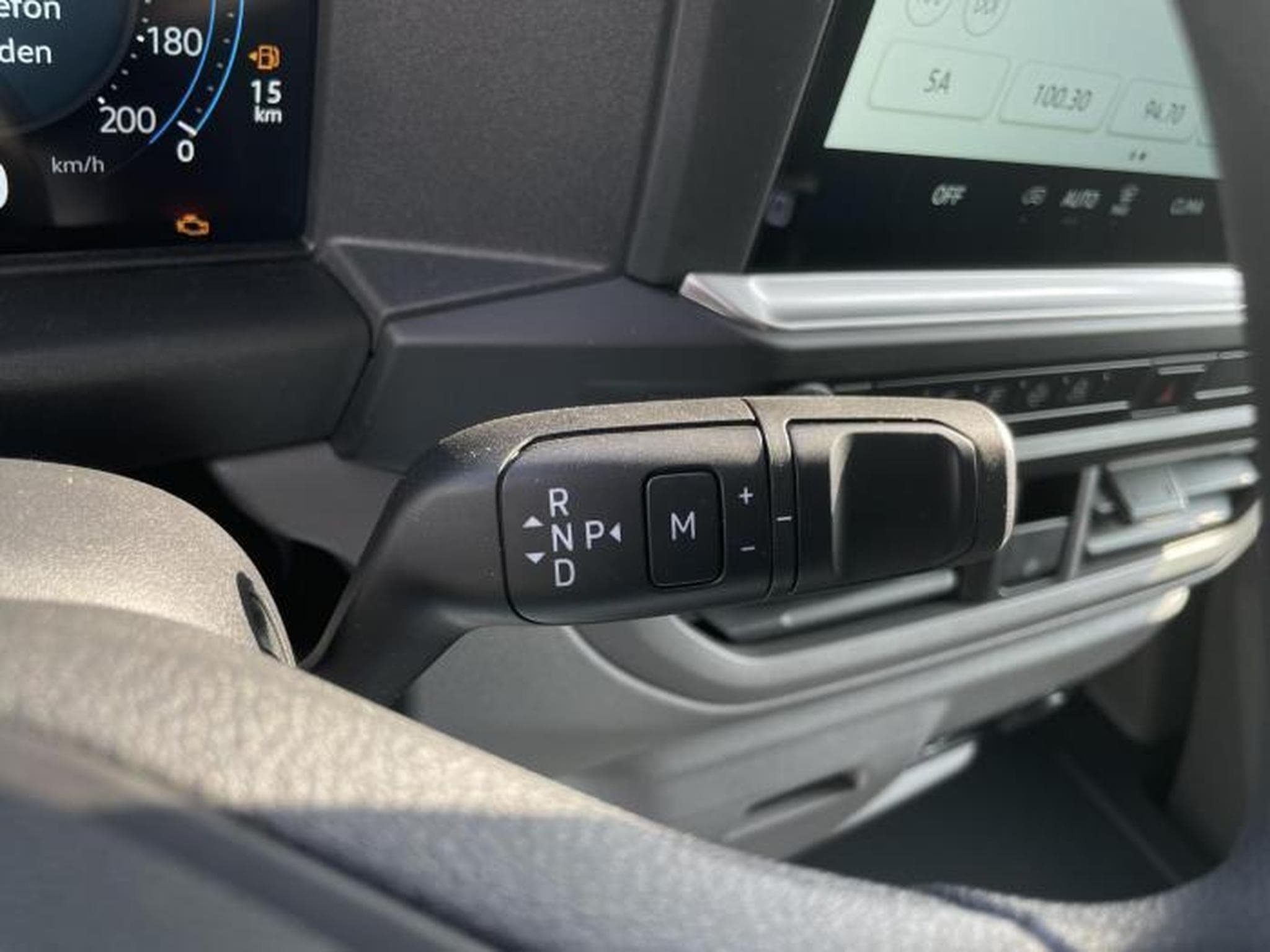 VW T5 Kombi LR 2.0 (2026) - Photo 18