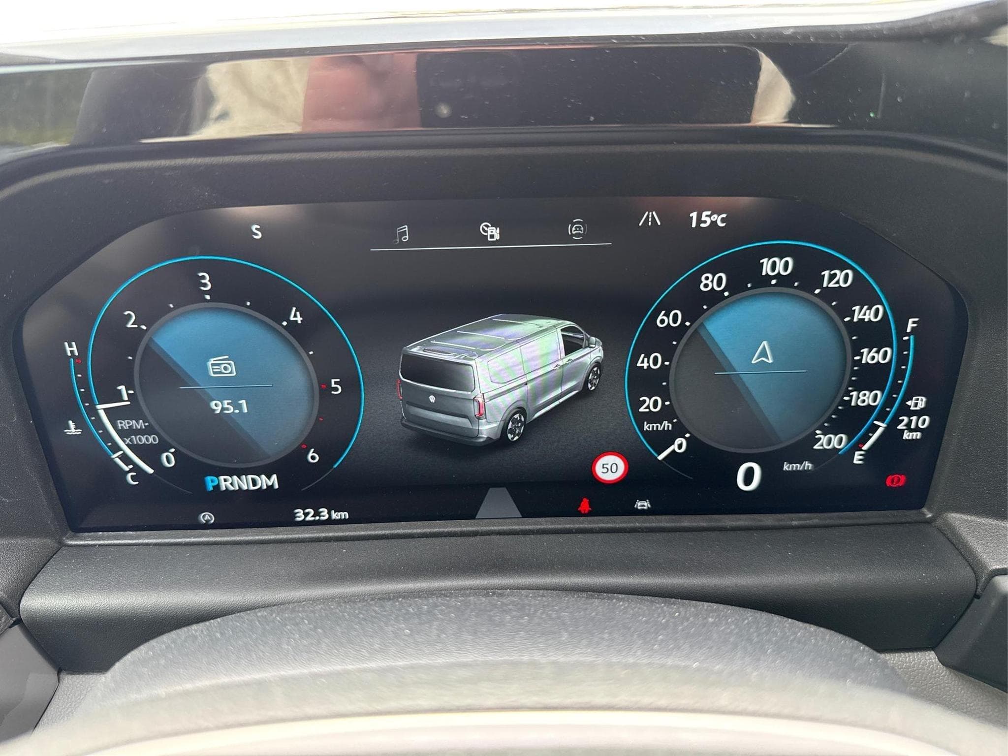 VW T7 Style (2026) - Photo 16