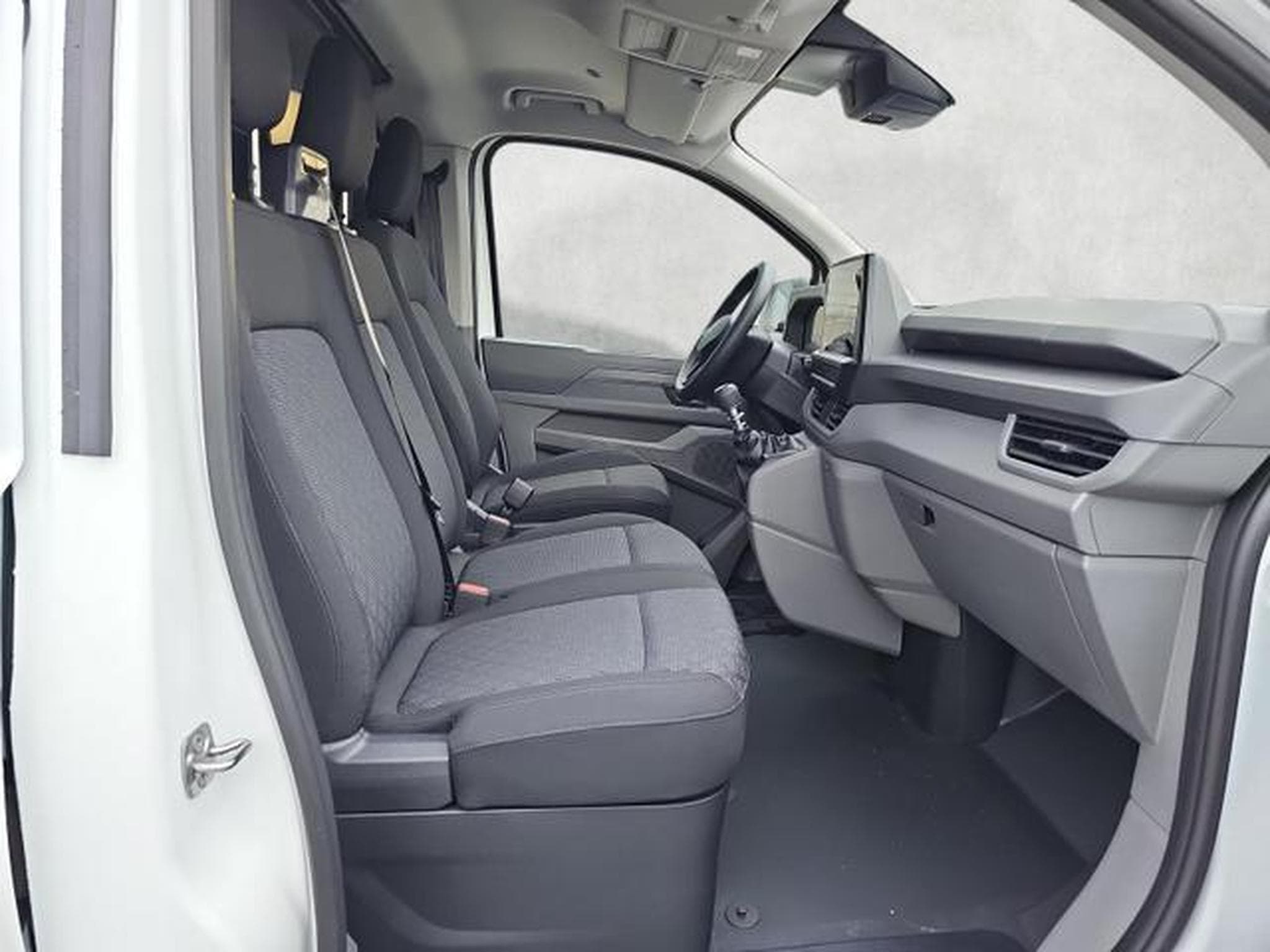 VW T7 Transporter Kaste 2.0 TDI 81 kW KR (2026) - Foto 10