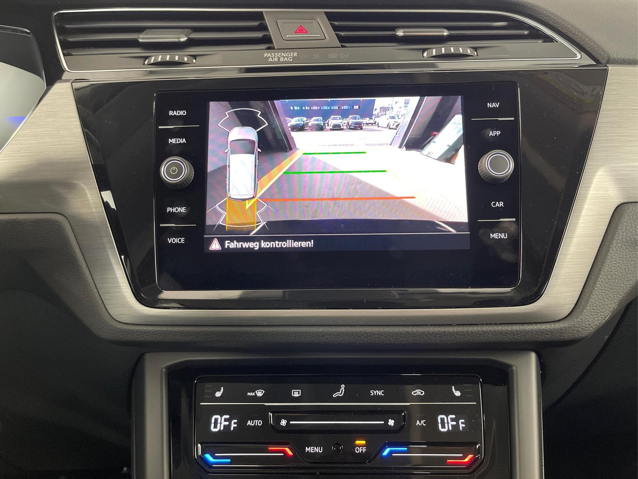 VW Touran Comfortline (2026) - Photo 21