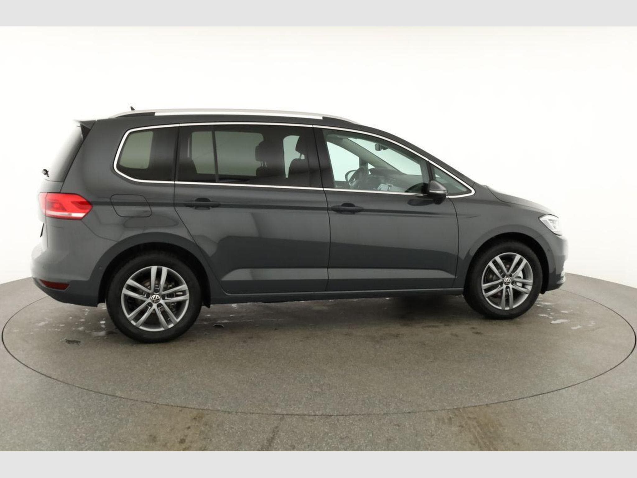 VW Touran Comfortline BMT/Start-Stopp (2026) - Photo 21