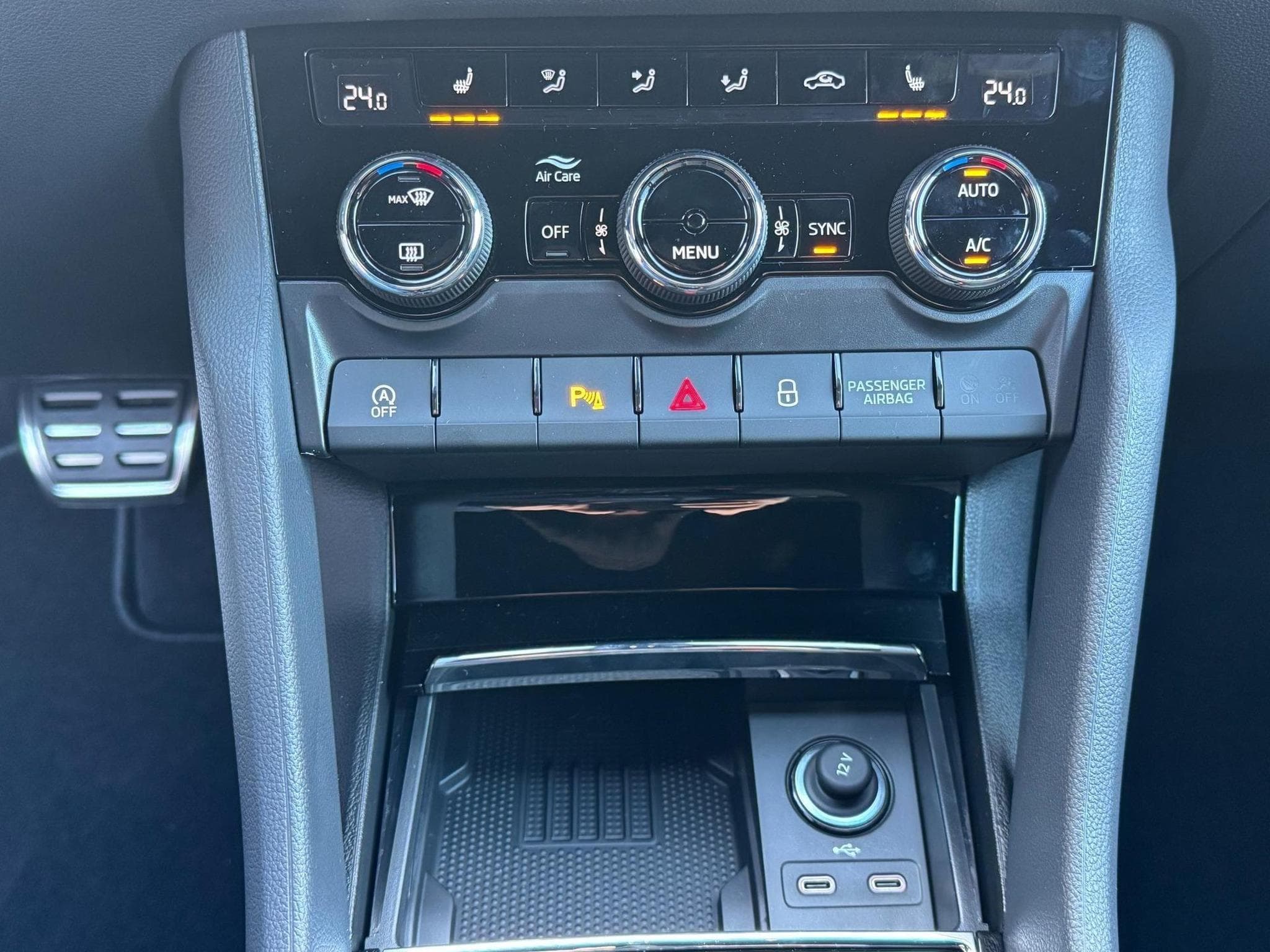 Skoda Karoq Sportline (2026) - Photo 16