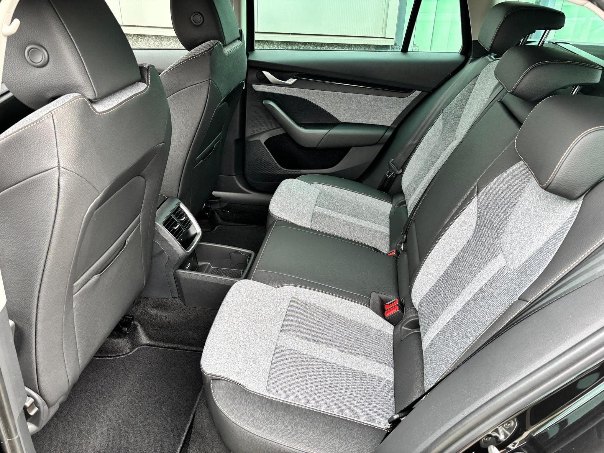 Skoda Octavia Selection (2026) - Foto 10