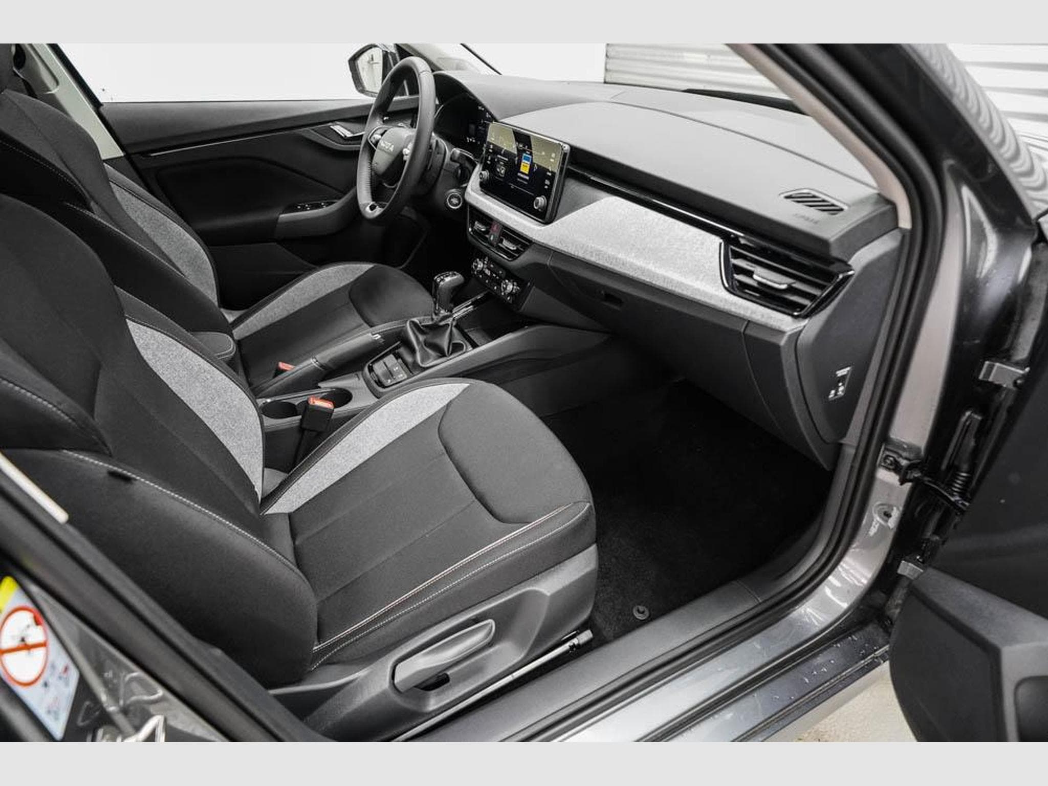 Skoda Kamiq 1,0 TSI DSG (2026) - Photo 18