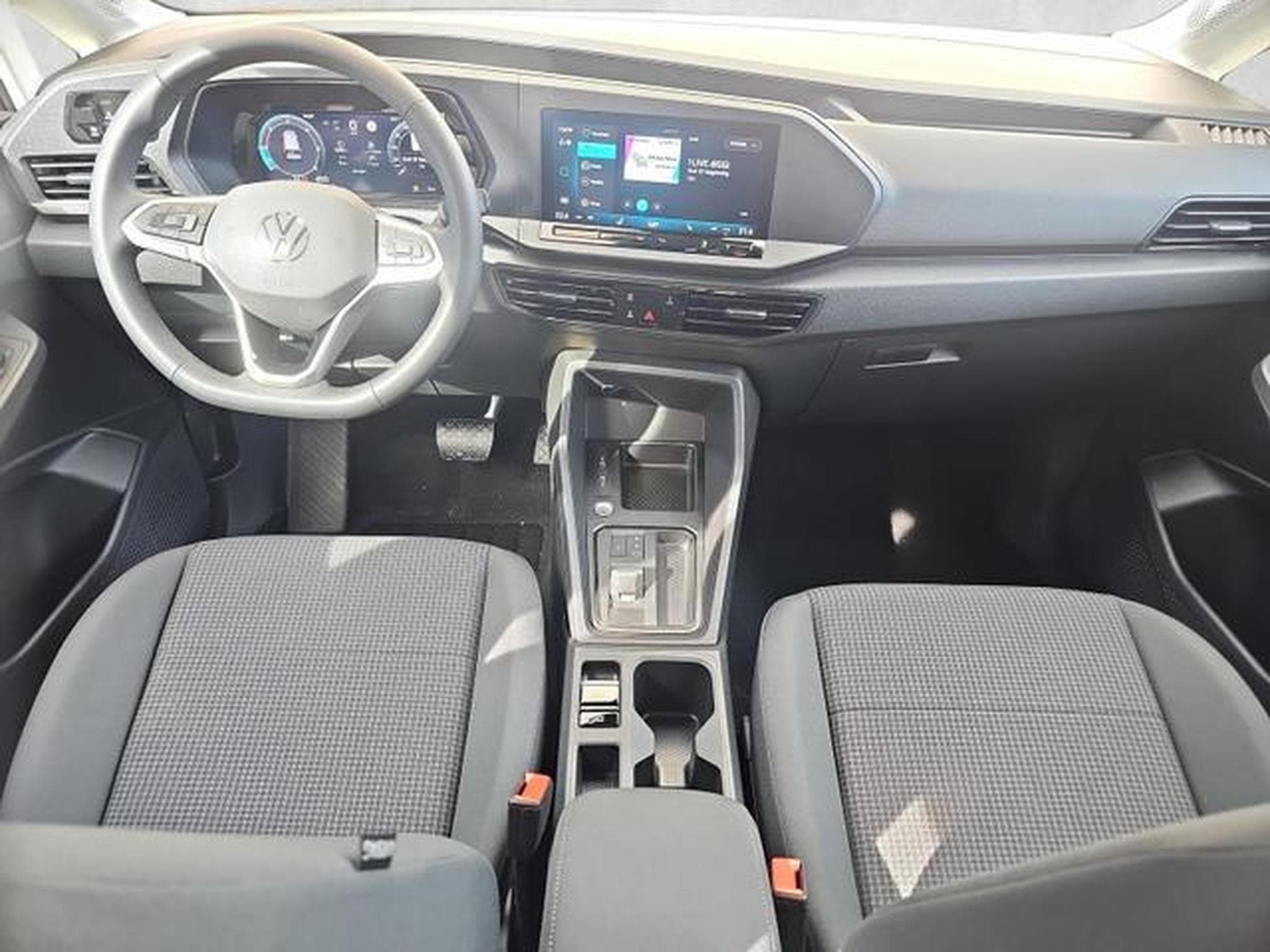 VW Caddy Basis Maxi (2026) - Photo 11