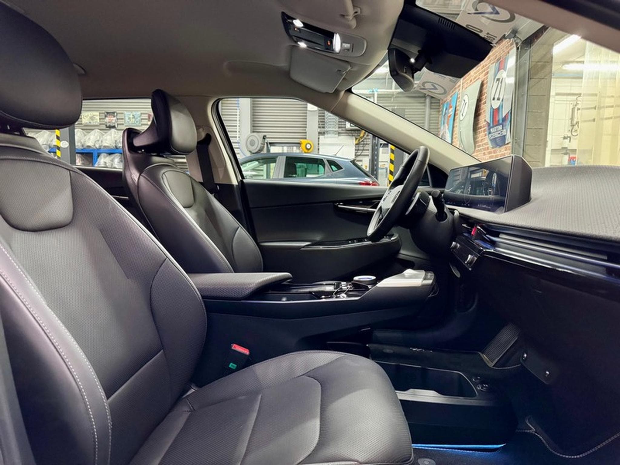 Kia EV6 EV6 229cv Auto FWD BUSINESS (2024) - Photo 8