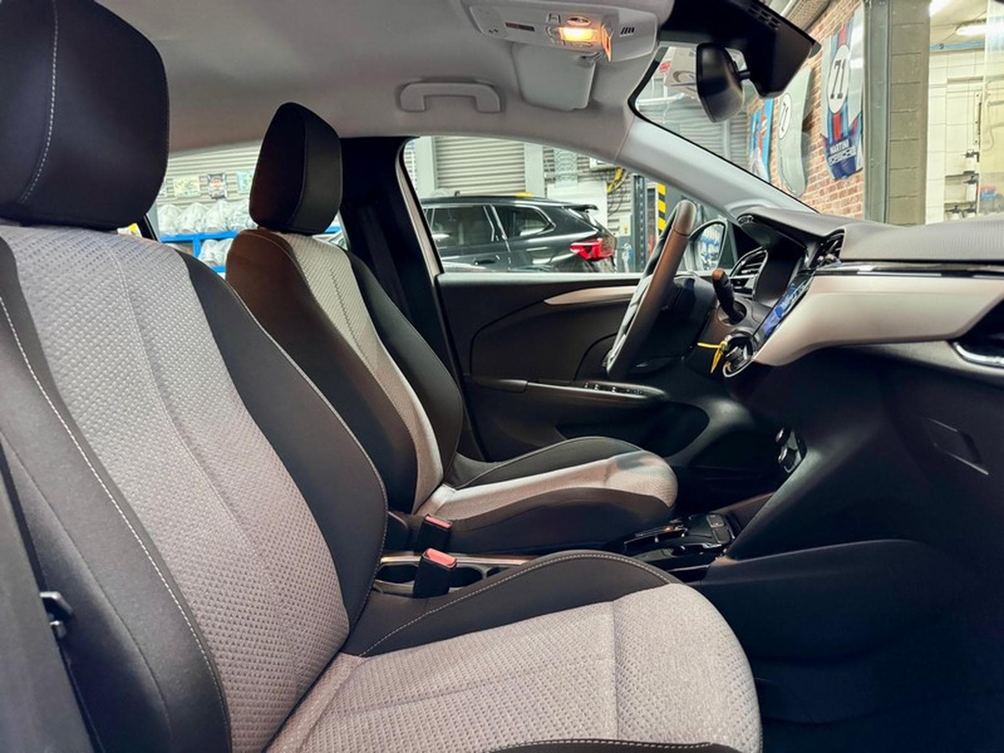 Opel Corsa Corsa 1.2 Turbo 101cv Auto EDITION (2025) - Photo 8