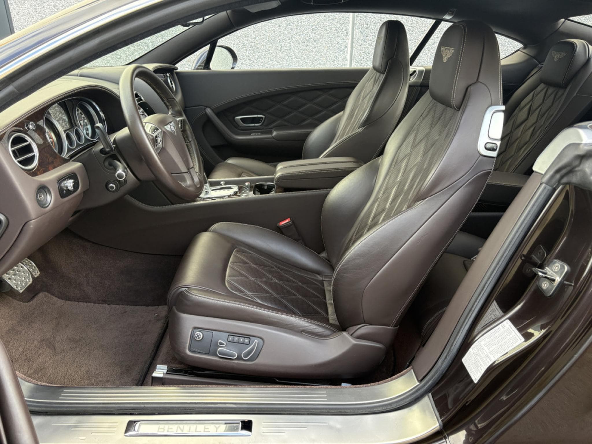 Bentley Continental GT GT V8 MULLINER / HAVANA COLOR (2013) - Photo 19