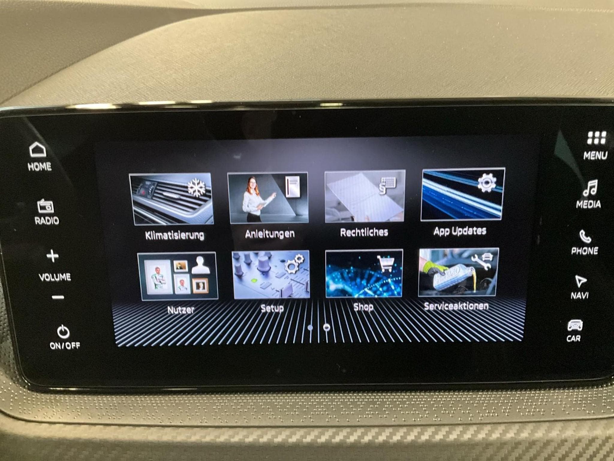 Skoda Scala Monte-Carlo+DSG+Pano+Navi+LED (2025) - Photo 19