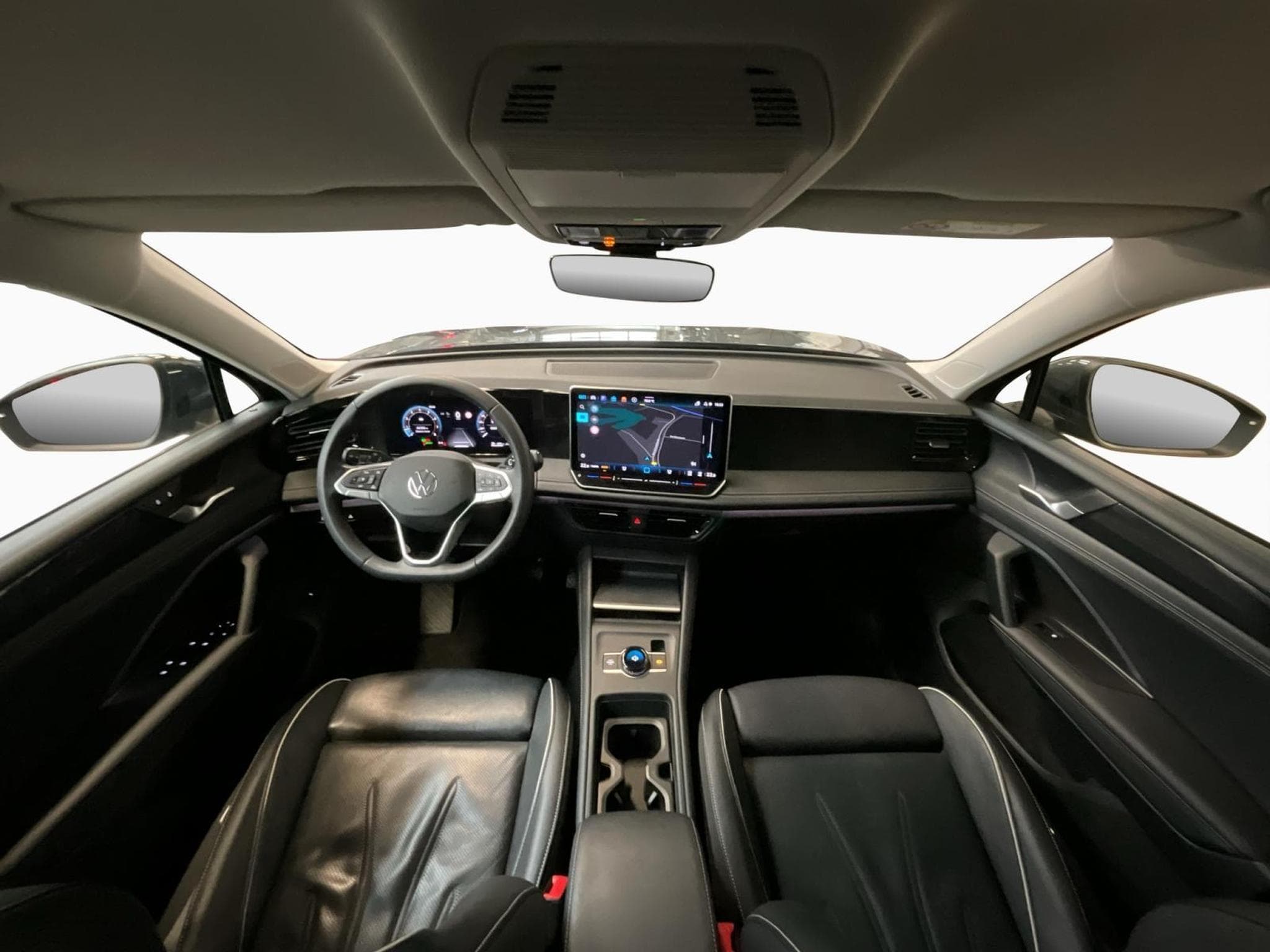 VW Tiguan Life+DSG+LED+LM18+P.Leder (2024) - Foto 2