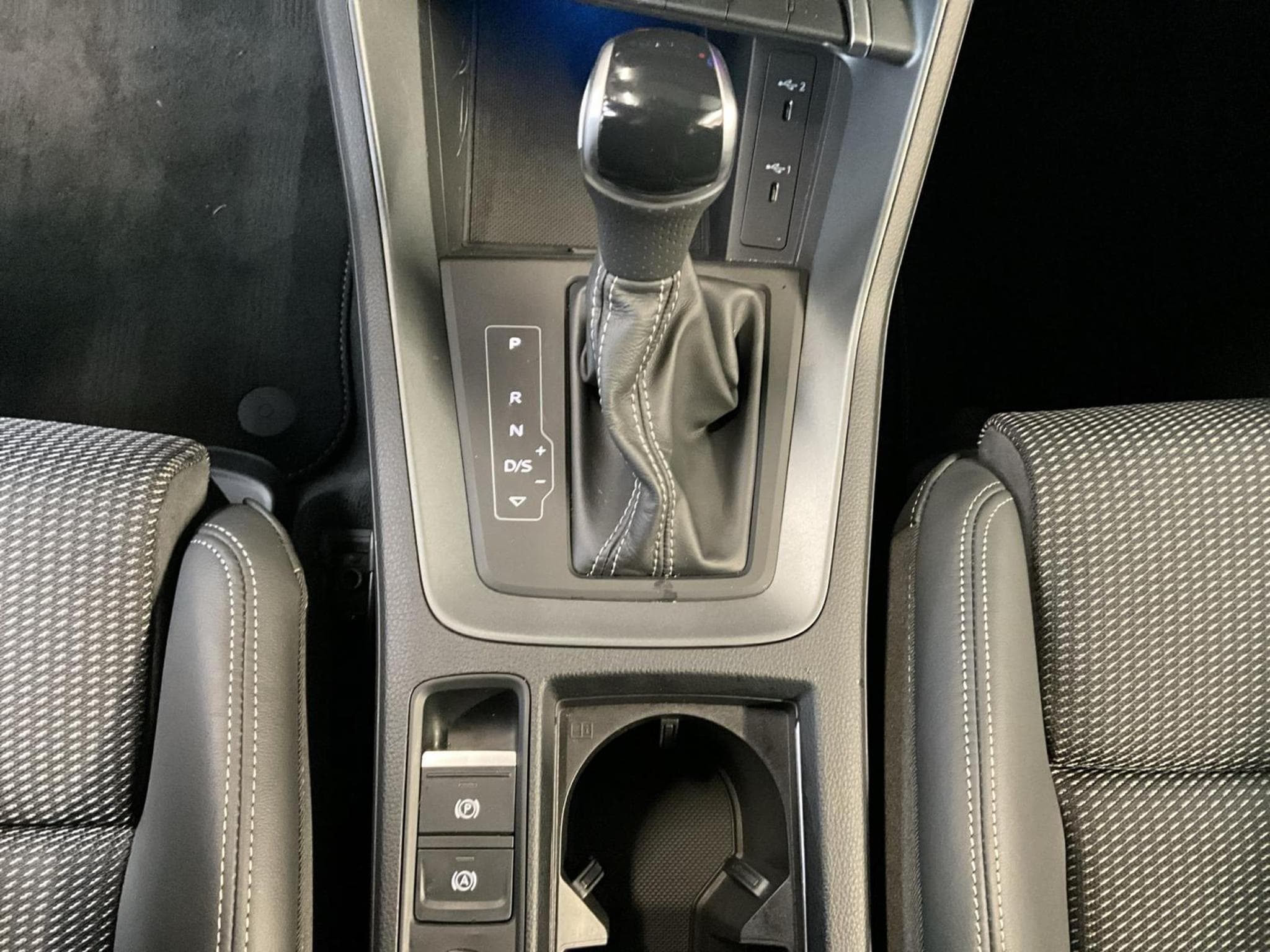 Audi Q3 SB+S-Line+35TFSI+S-Tronic (2024) - Foto 12