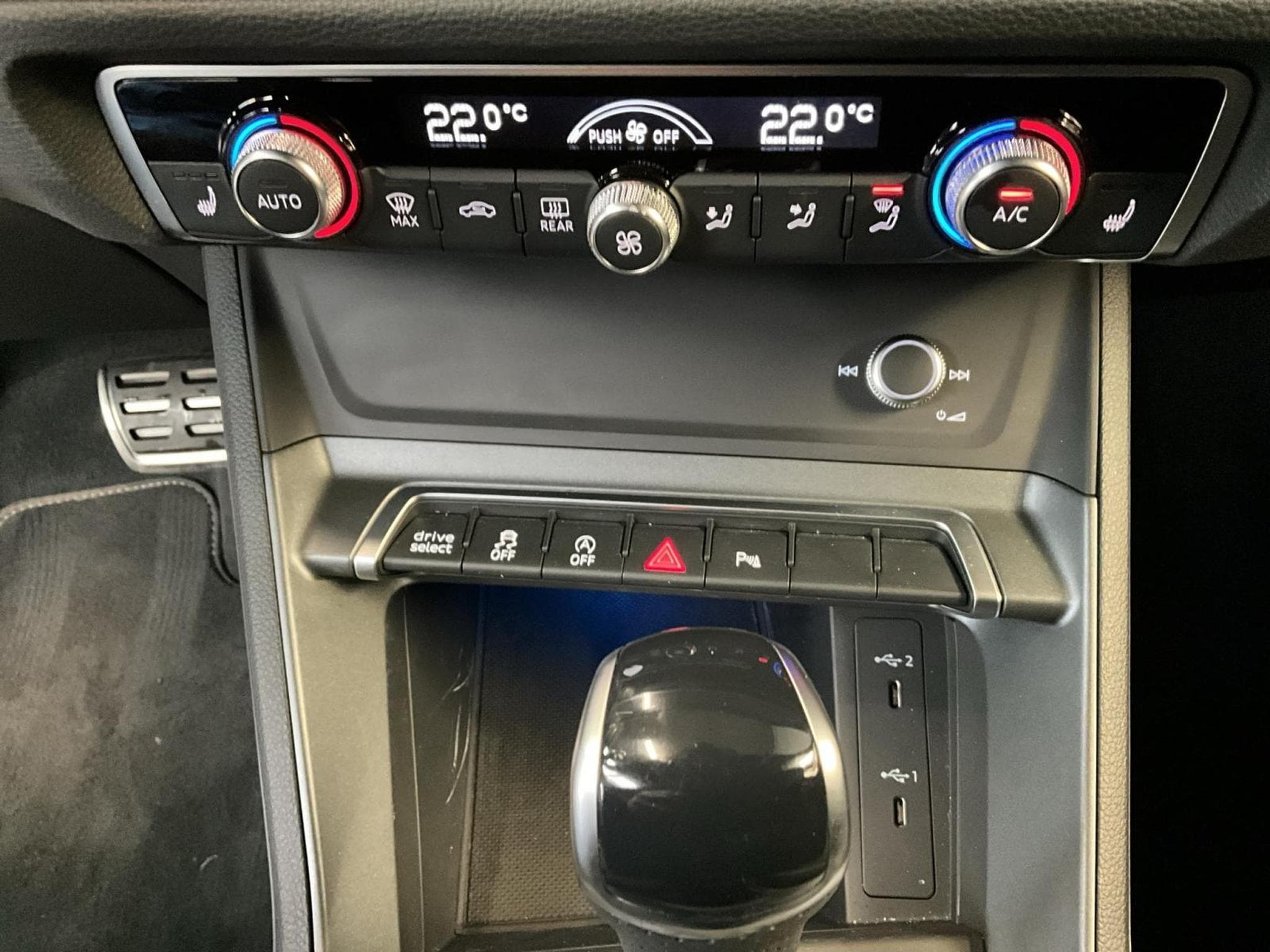 Audi Q3 SB+S-Line+35TFSI+S-Tronic (2024) - Foto 20