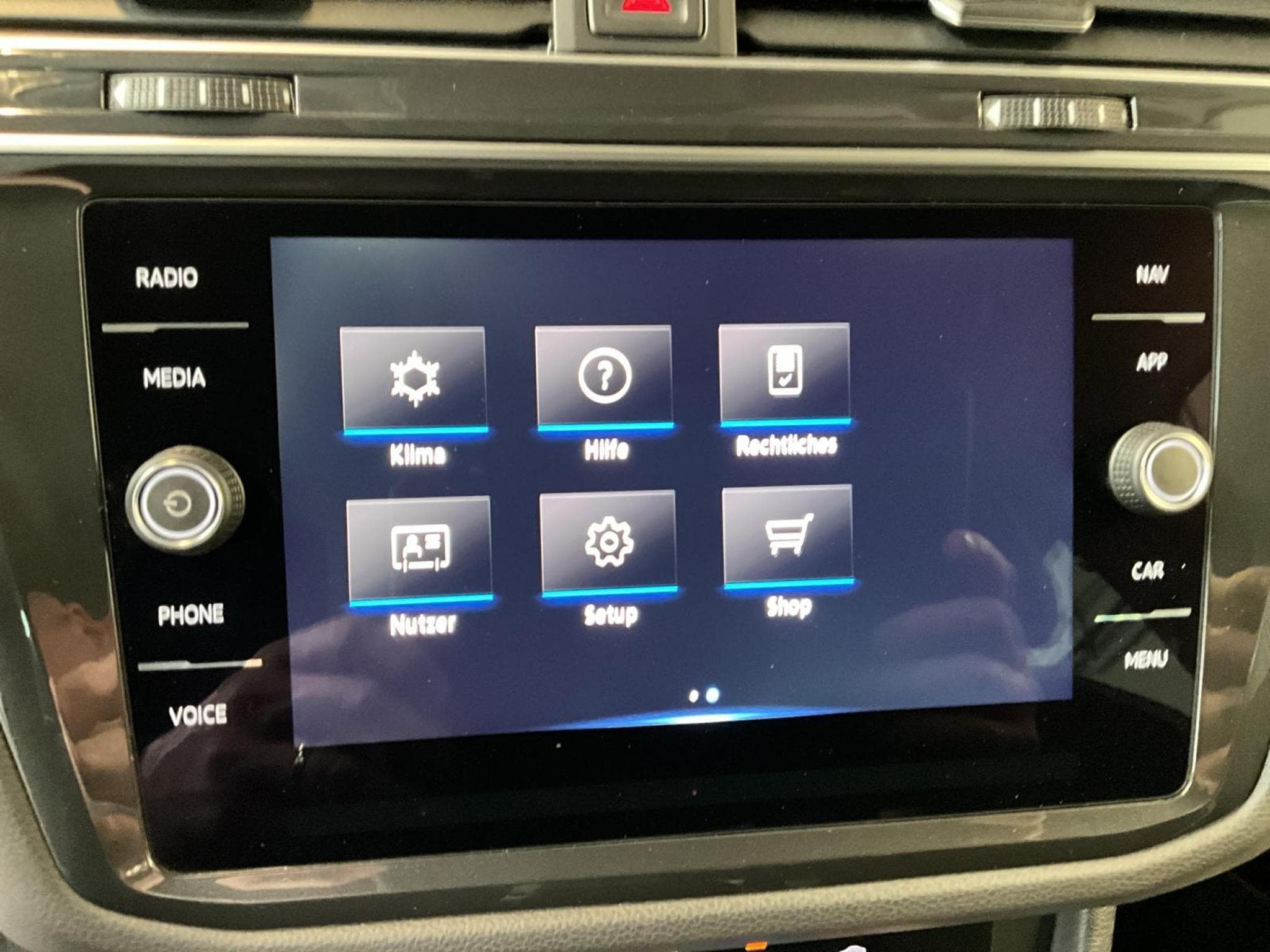 VW Tiguan Life-Urban-Sport+DSG+RearView (2024) - Photo 18