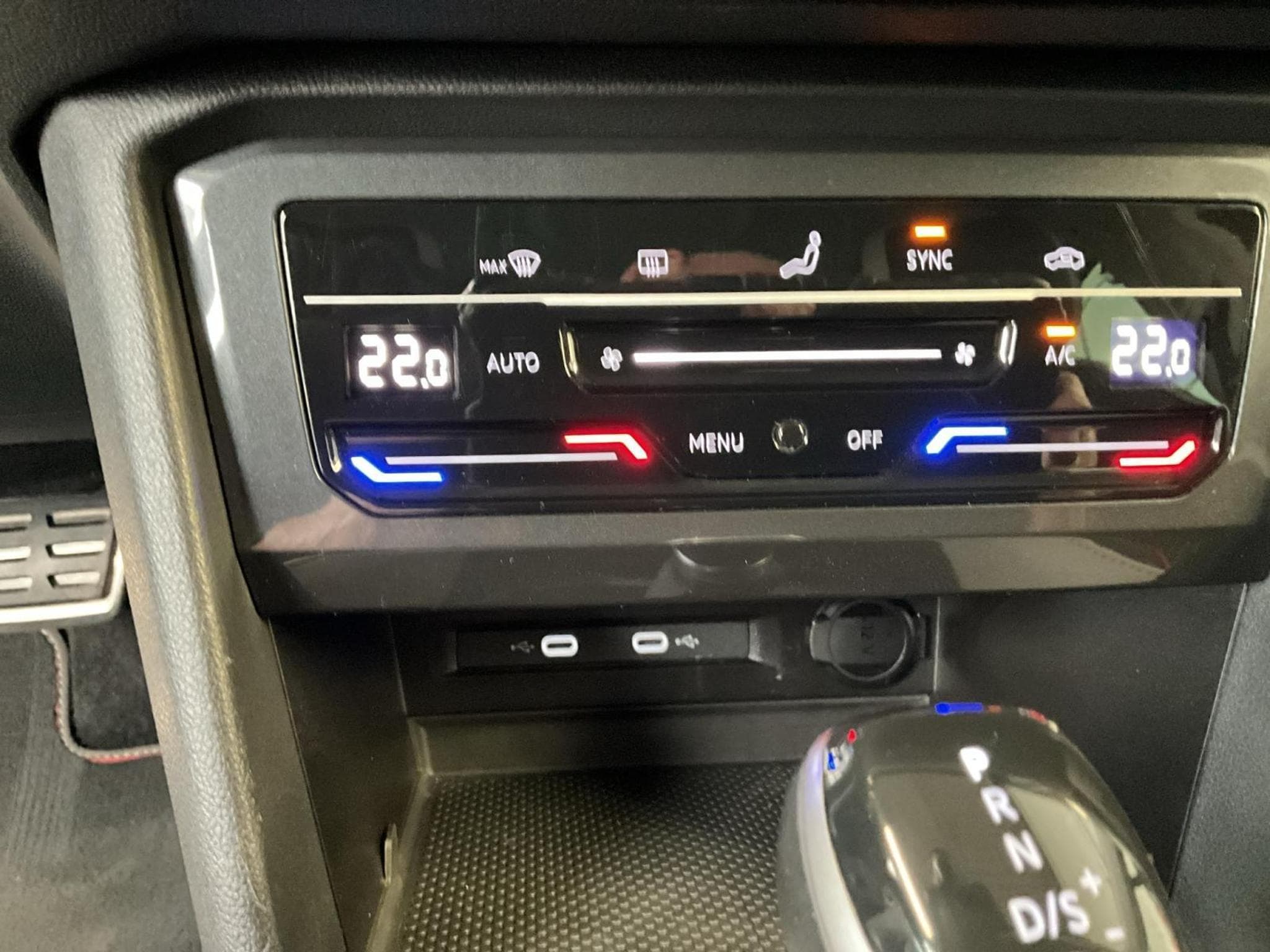 VW Tiguan Life-Urban-Sport+DSG+RearView (2024) - Photo 19