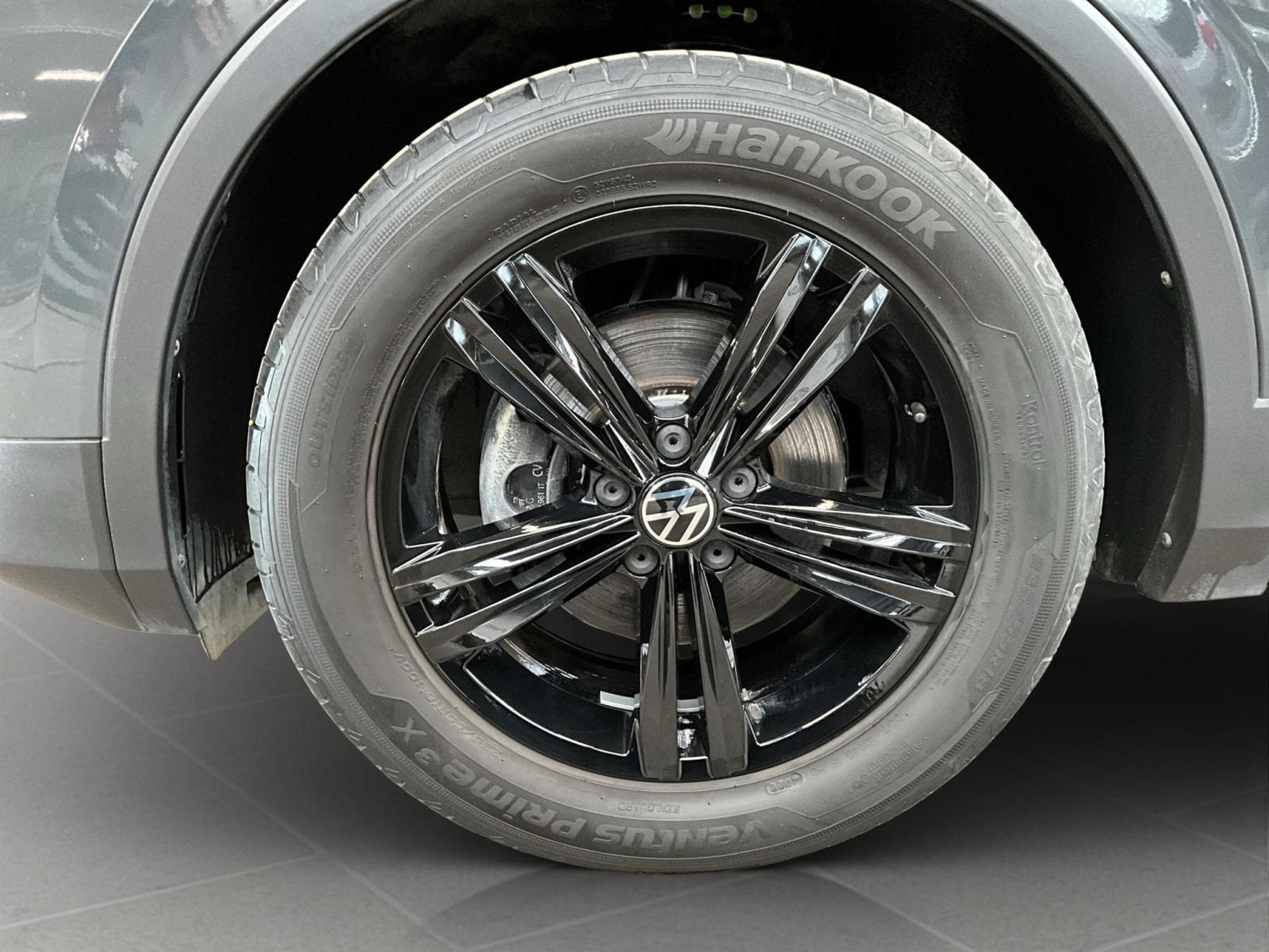 VW Tiguan Life-Urban-Sport+DSG+RearView (2024) - Photo 8