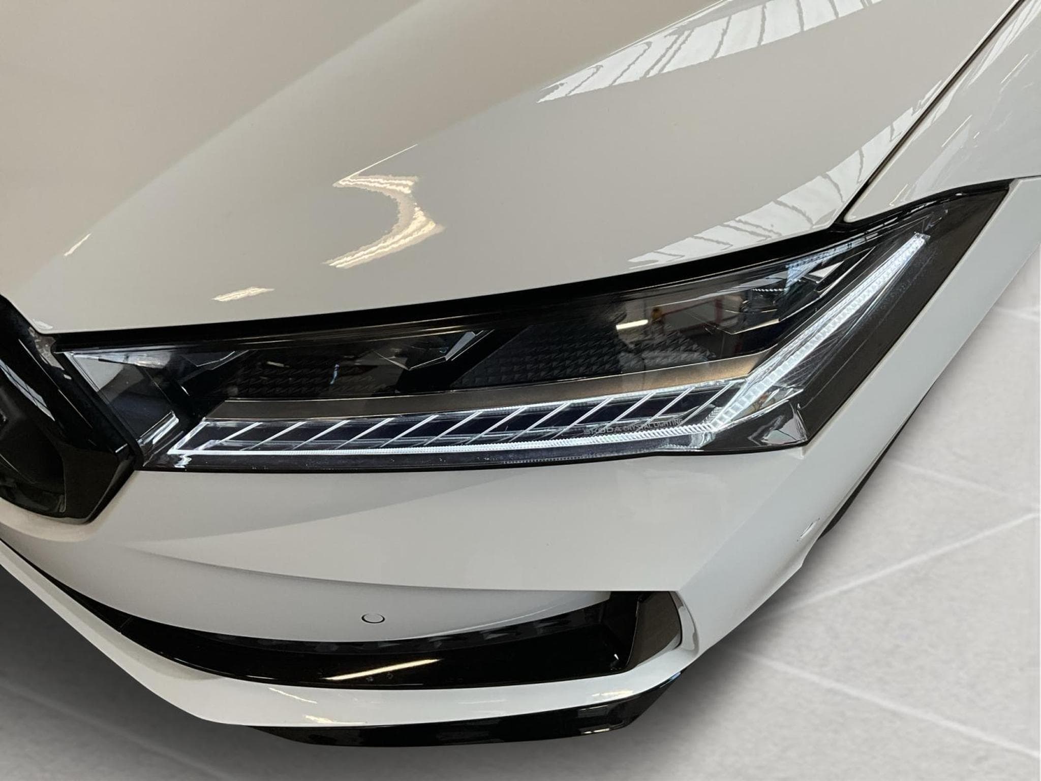 Skoda Superb Sportline+4x4+DSG+Pano+AHK+StandH. (2025) - Foto 18