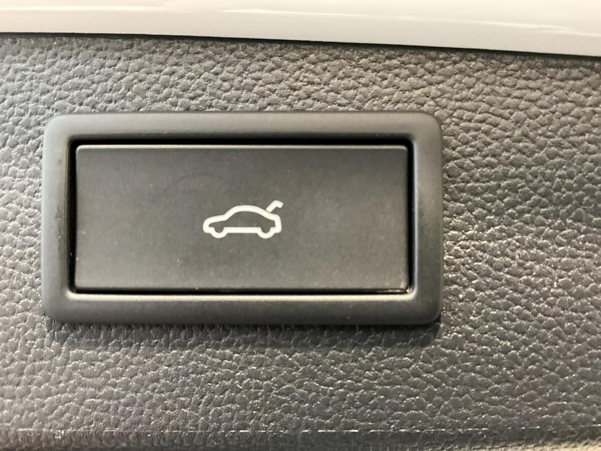 Skoda Superb Sportline+4x4+DSG+Pano+AHK+StandH. (2025) - Foto 19