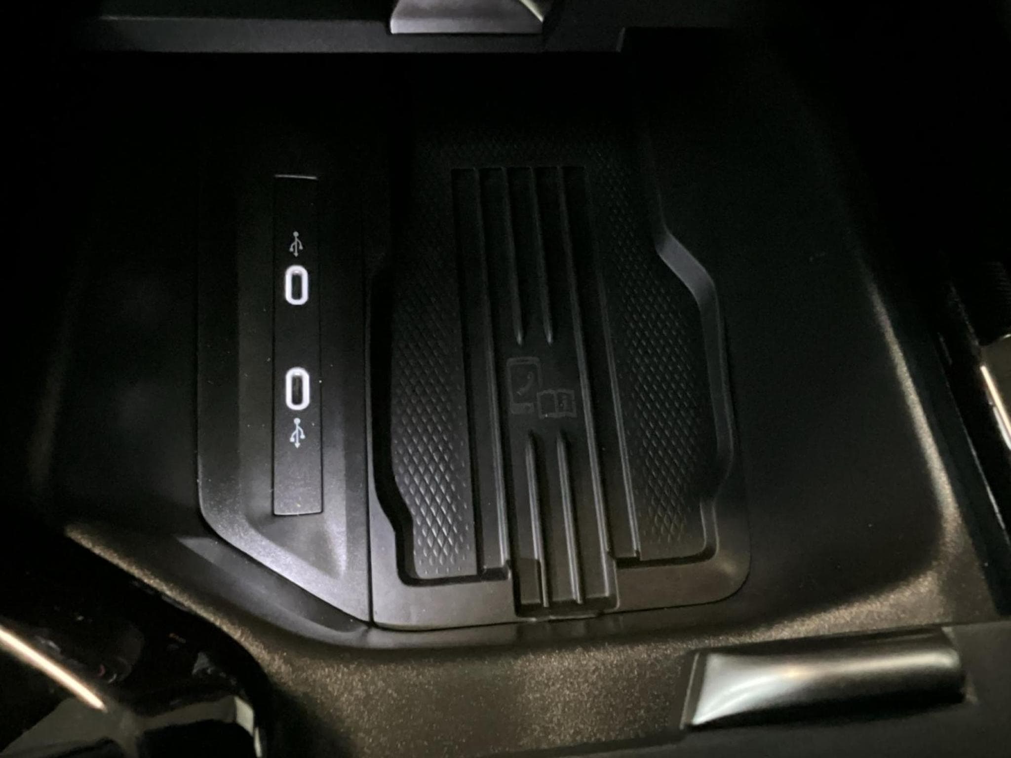 Skoda Superb Sportline+4x4+DSG+Pano+AHK+StandH. (2025) - Foto 22