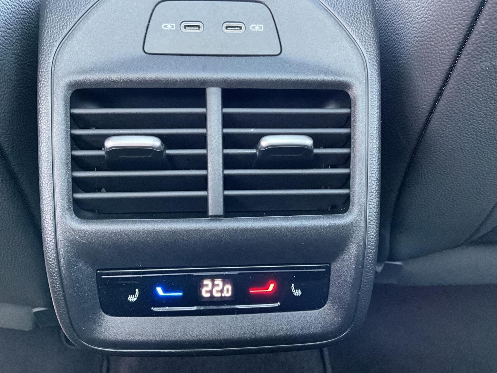 Skoda Superb Sportline+4x4+DSG+Pano+AHK+StandH. (2025) - Foto 23