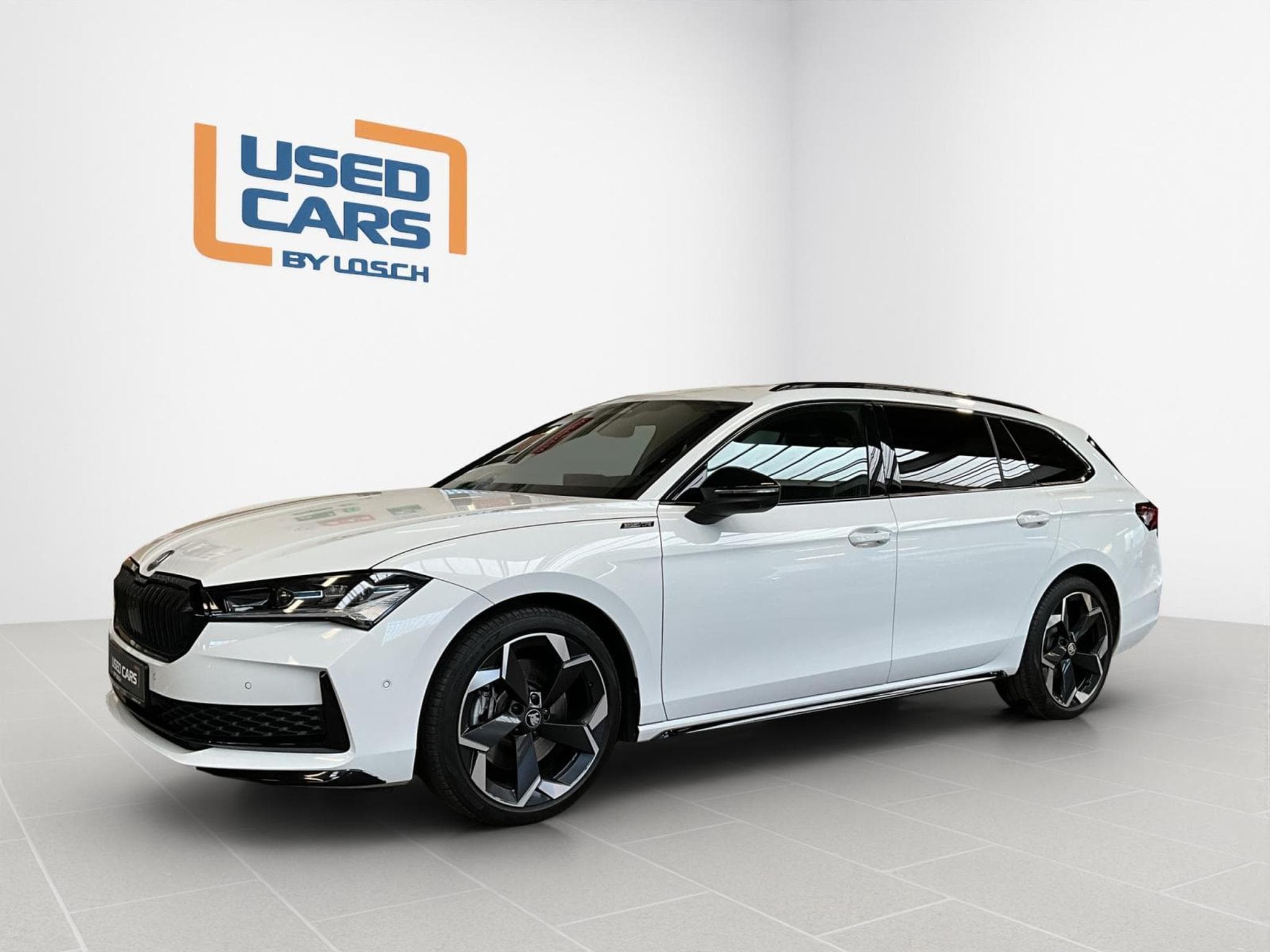 Skoda Superb Sportline+4x4+DSG+Pano+AHK+StandH. (2025) - Foto 4