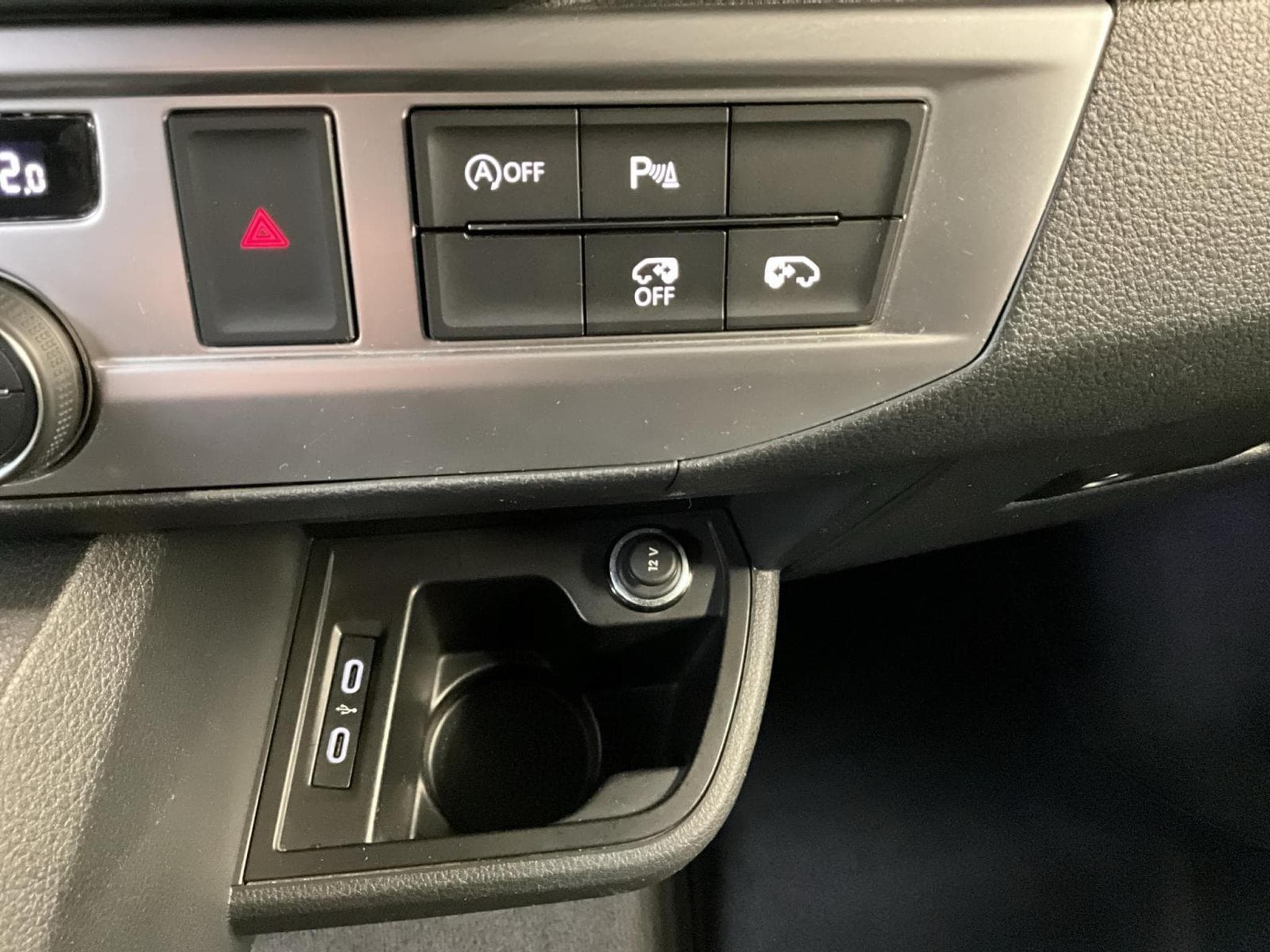 VW Multivan Trendline+DSG+7Sitze+Led+LM17 (2021) - Photo 20