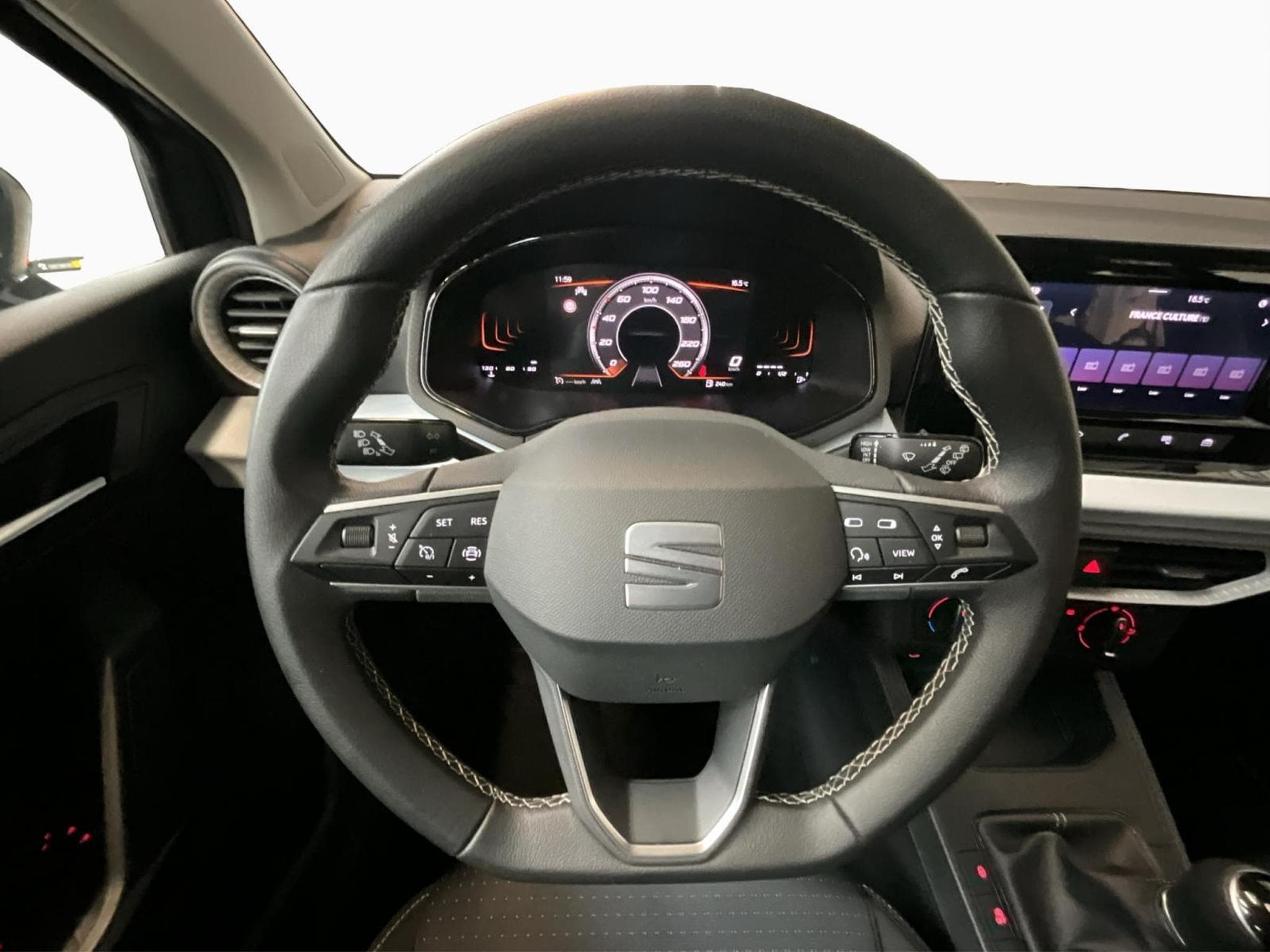 Seat Ibiza Style+Full-Led+P.Vision (2025) - Foto 10