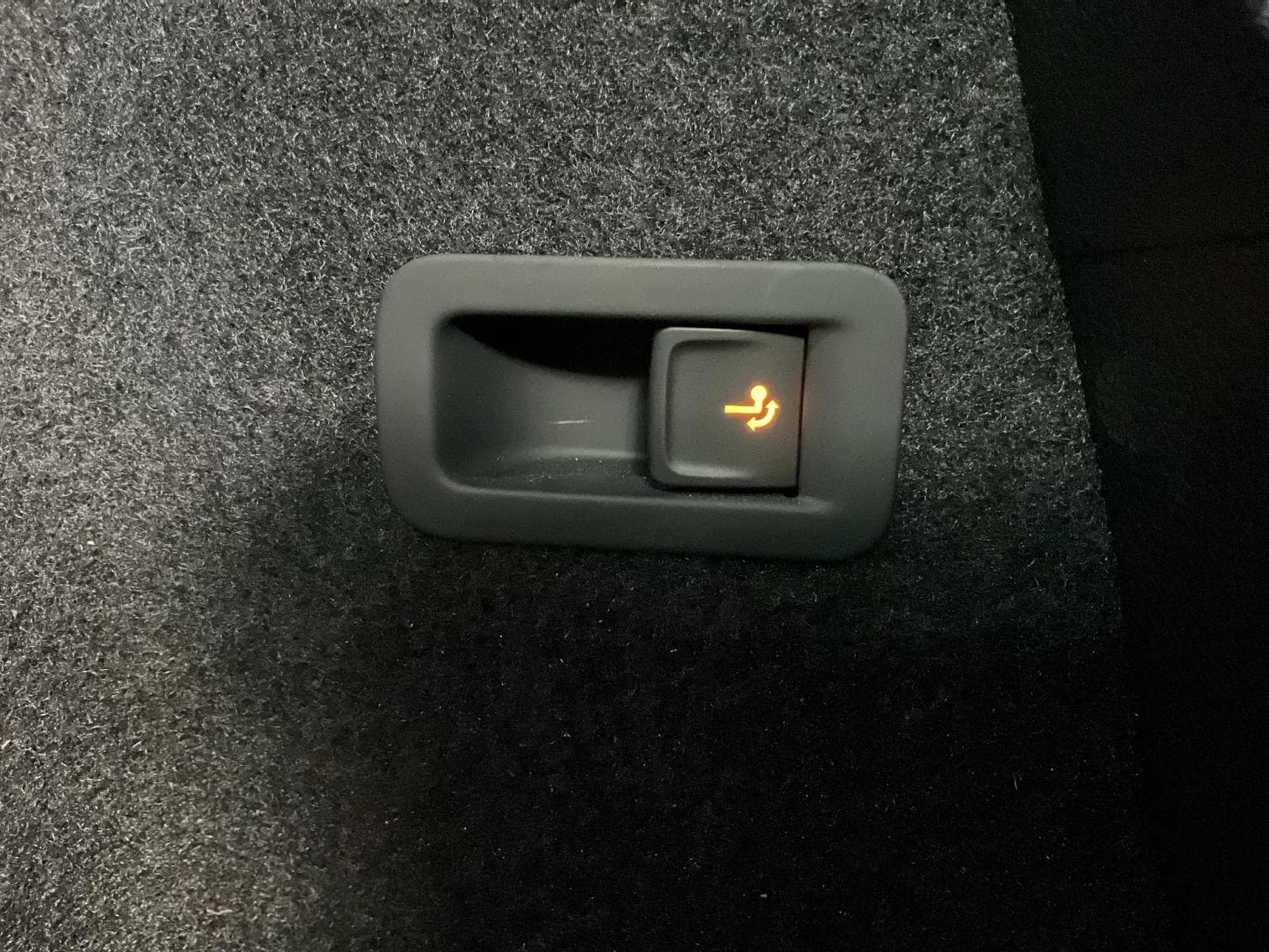 Skoda Karoq Sportline+DSG+Led+Navi (2025) - Foto 19