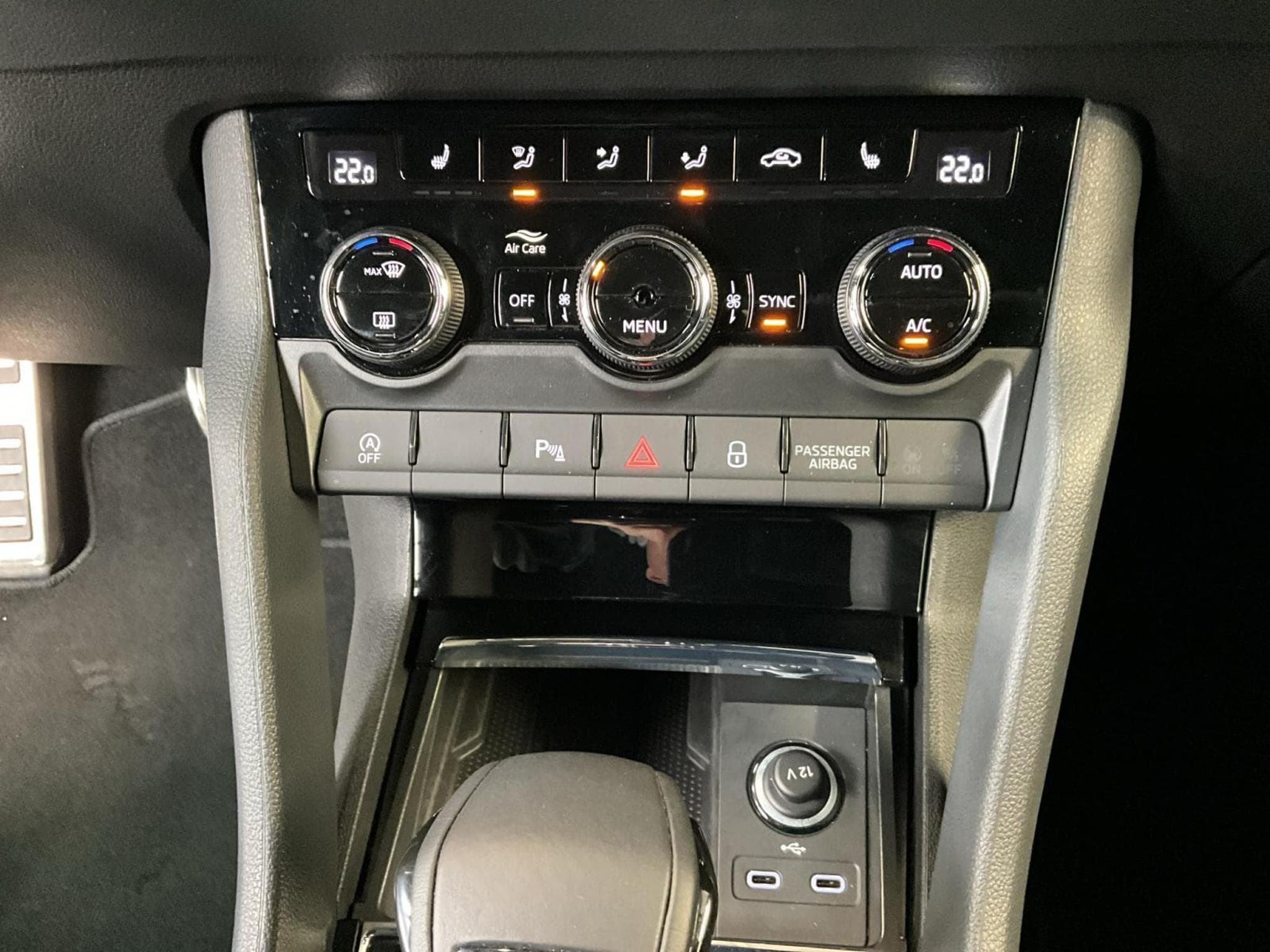 Skoda Karoq Sportline+DSG+Led+Navi (2025) - Foto 22