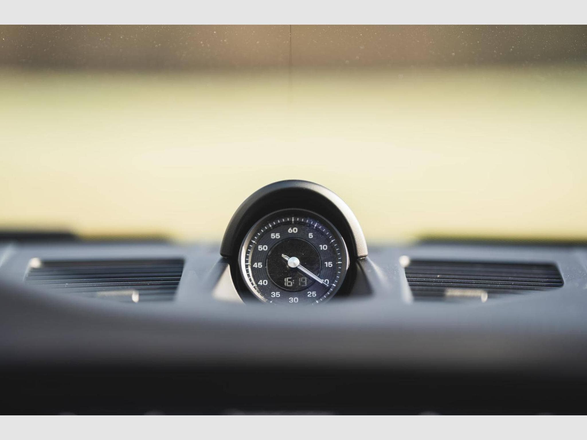 Porsche 911 Carrera 4S Cabriolet - Approved 09/26, suivi complet Porsche (2019) - Photo 24