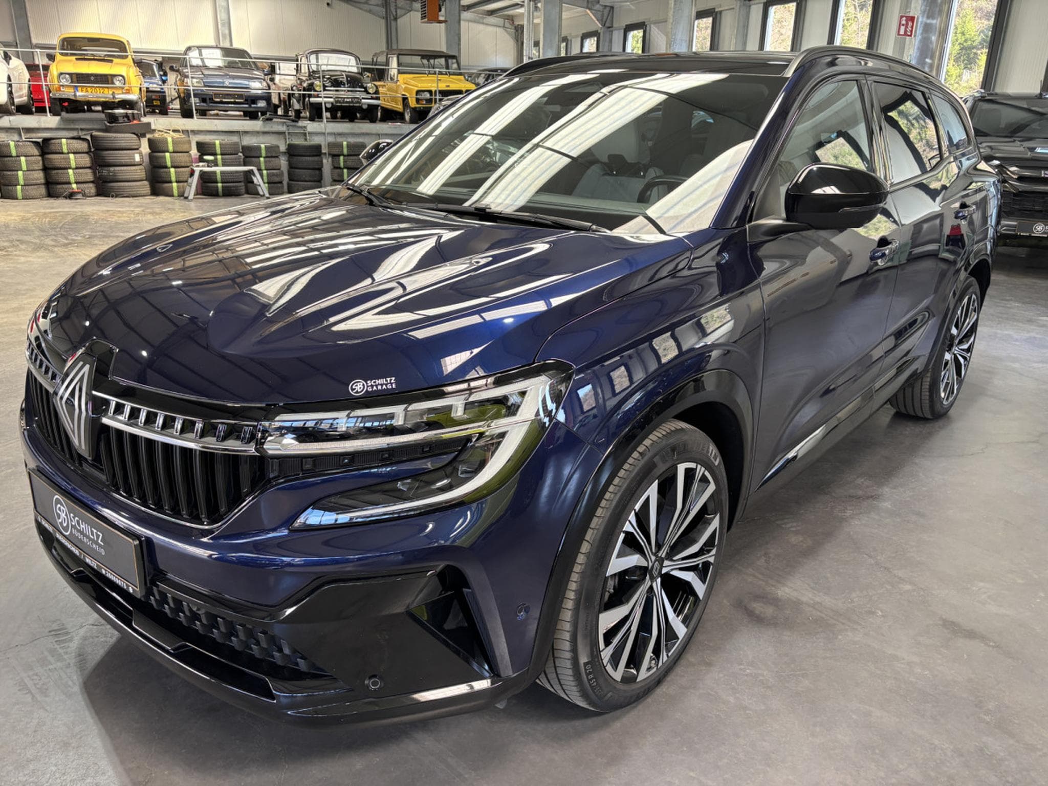 Renault Espace 1.2 ICONIC E-Tech Hybrid (2024) - Photo 6