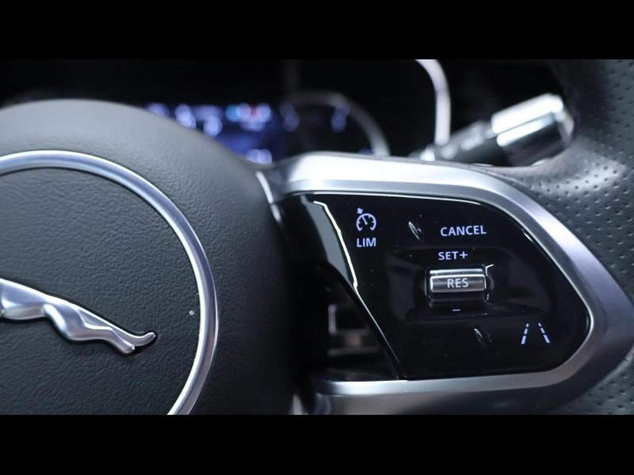 Jaguar F-Pace D165 R-Dynamic S Auto AWD (2021) - Photo 15