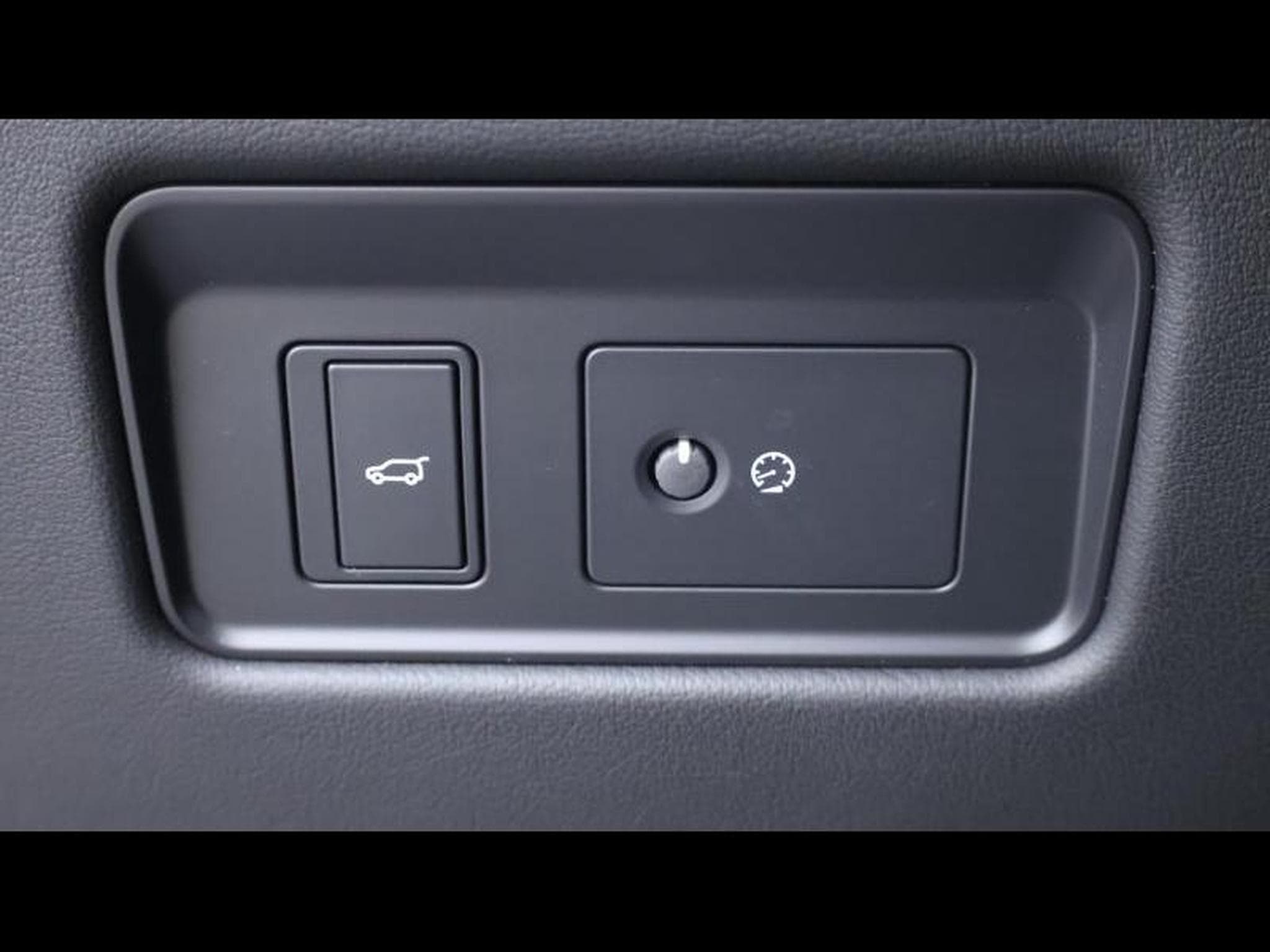 Jaguar F-Pace D165 R-Dynamic S Auto AWD (2021) - Photo 25