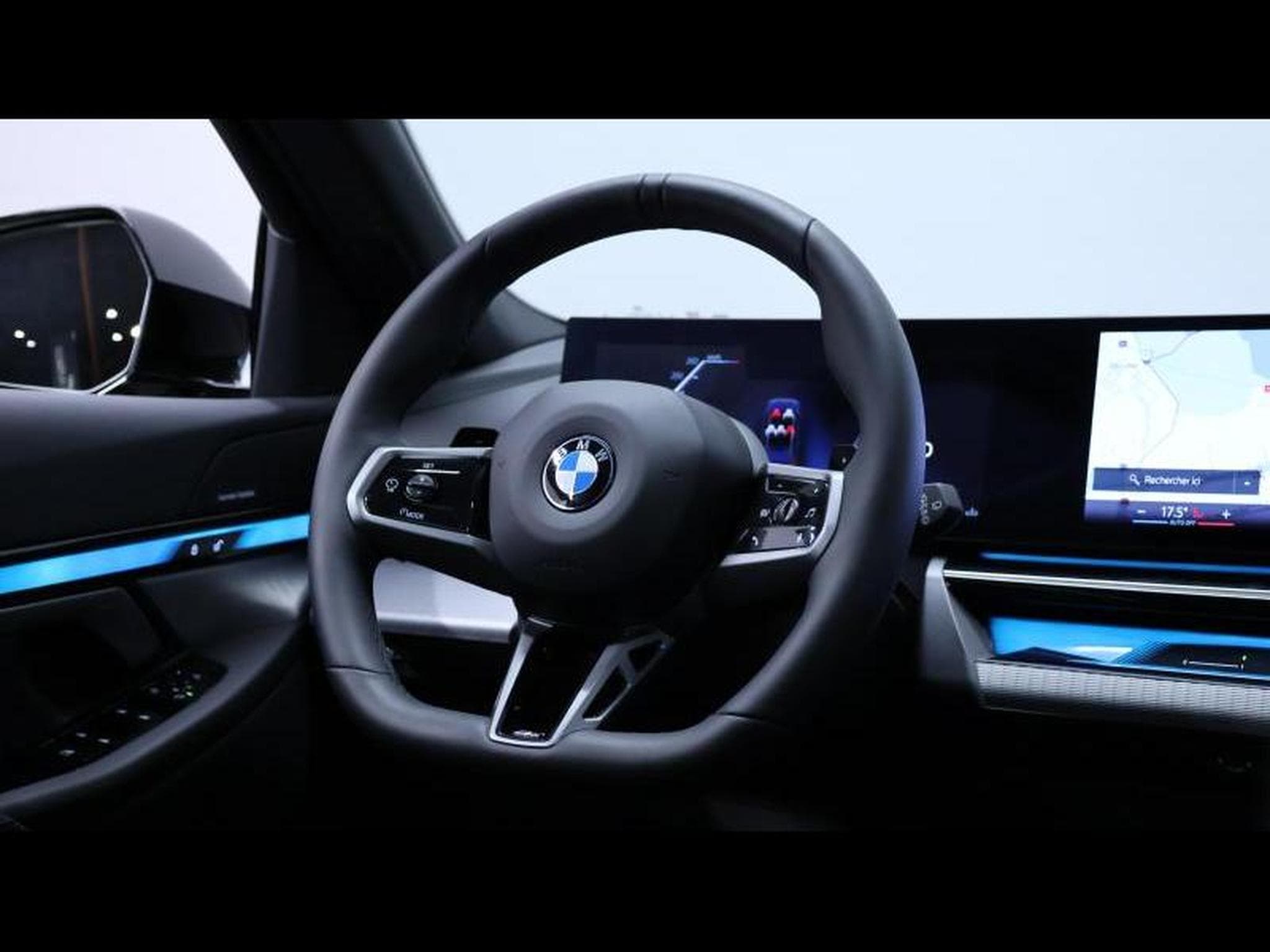 BMW 520 i Touring M SPORT (2025) - Foto 14